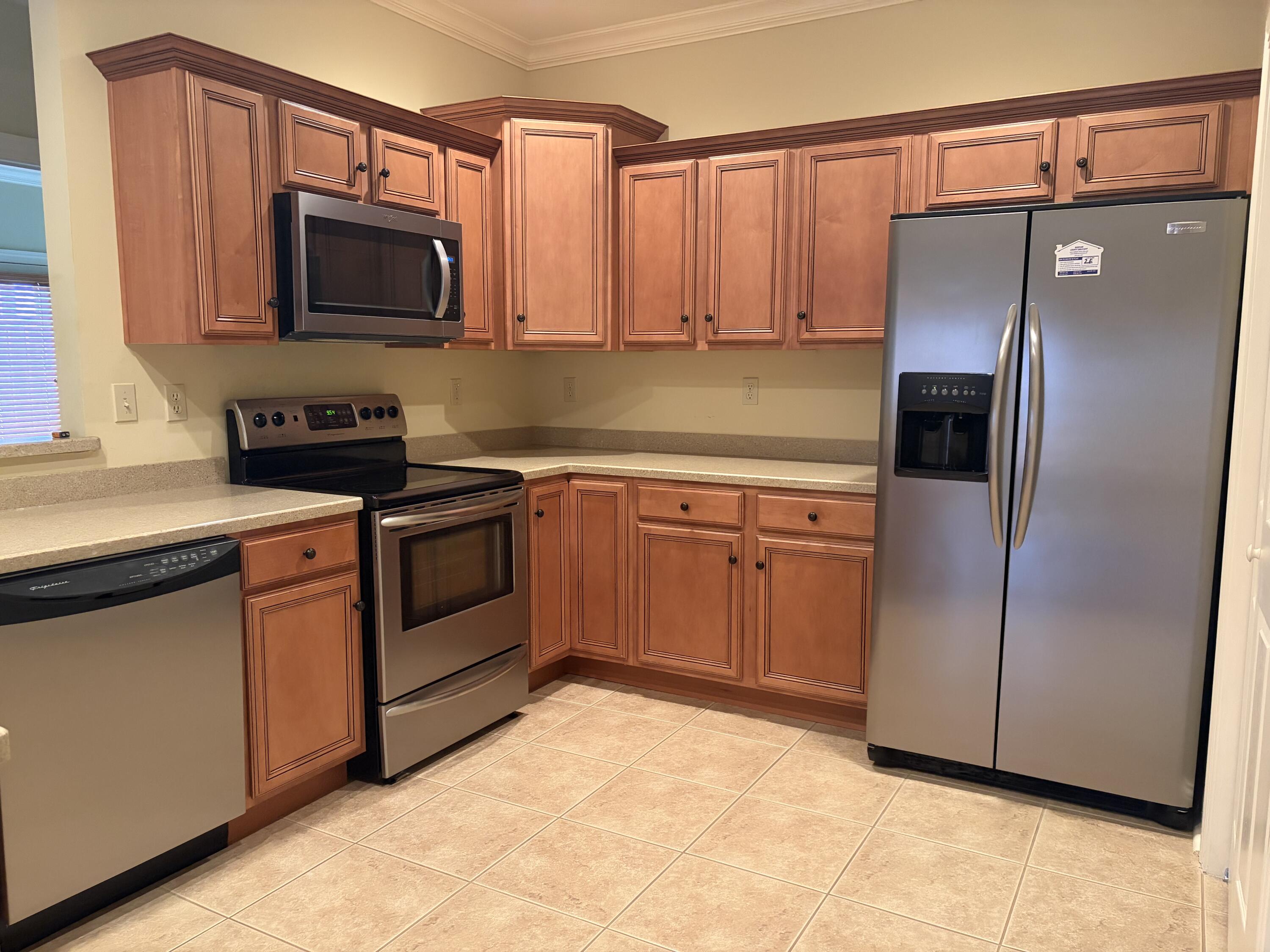 261 Clairmont Drive Property Photo 6