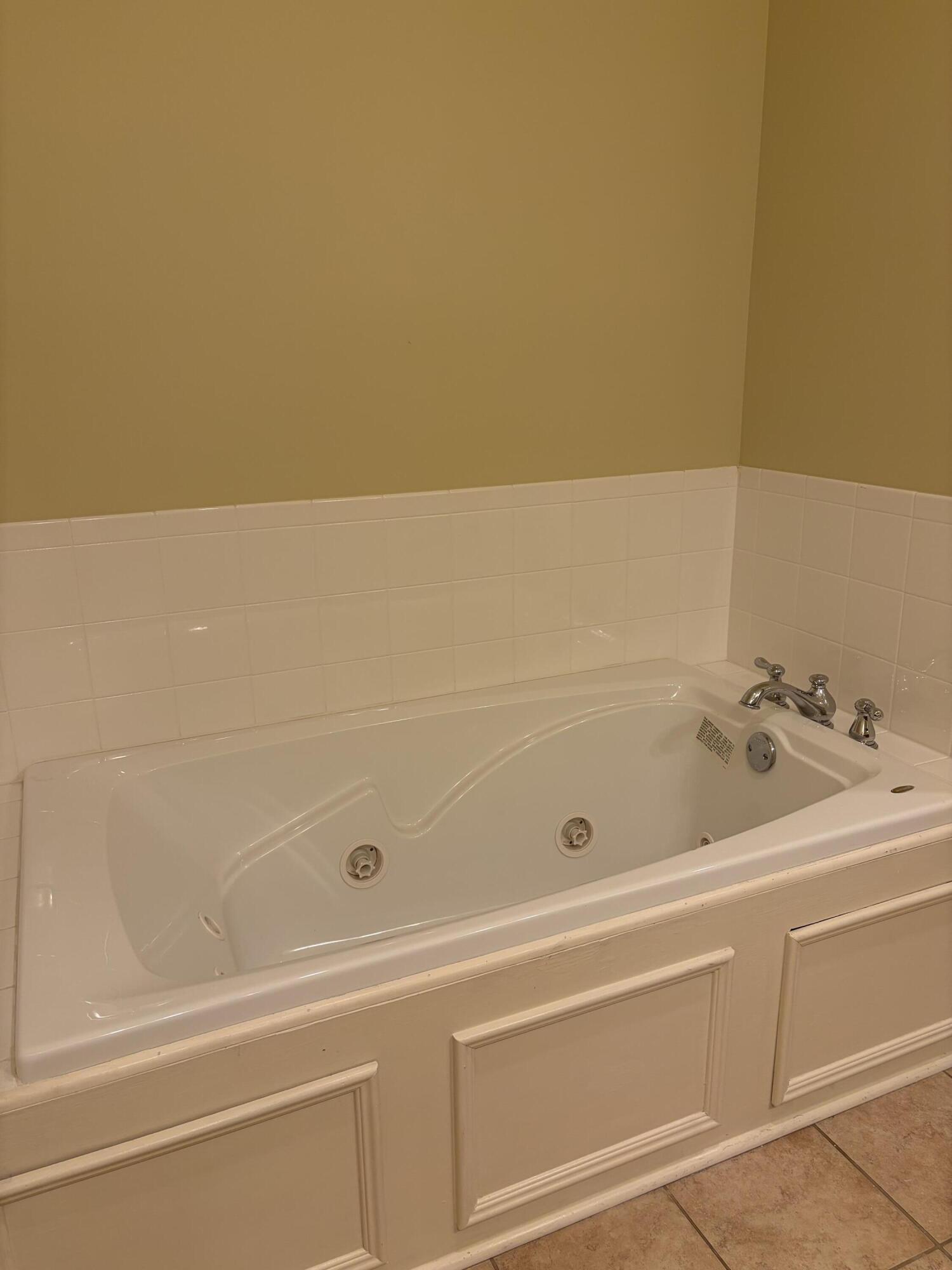 261 Clairmont Drive Property Photo 10