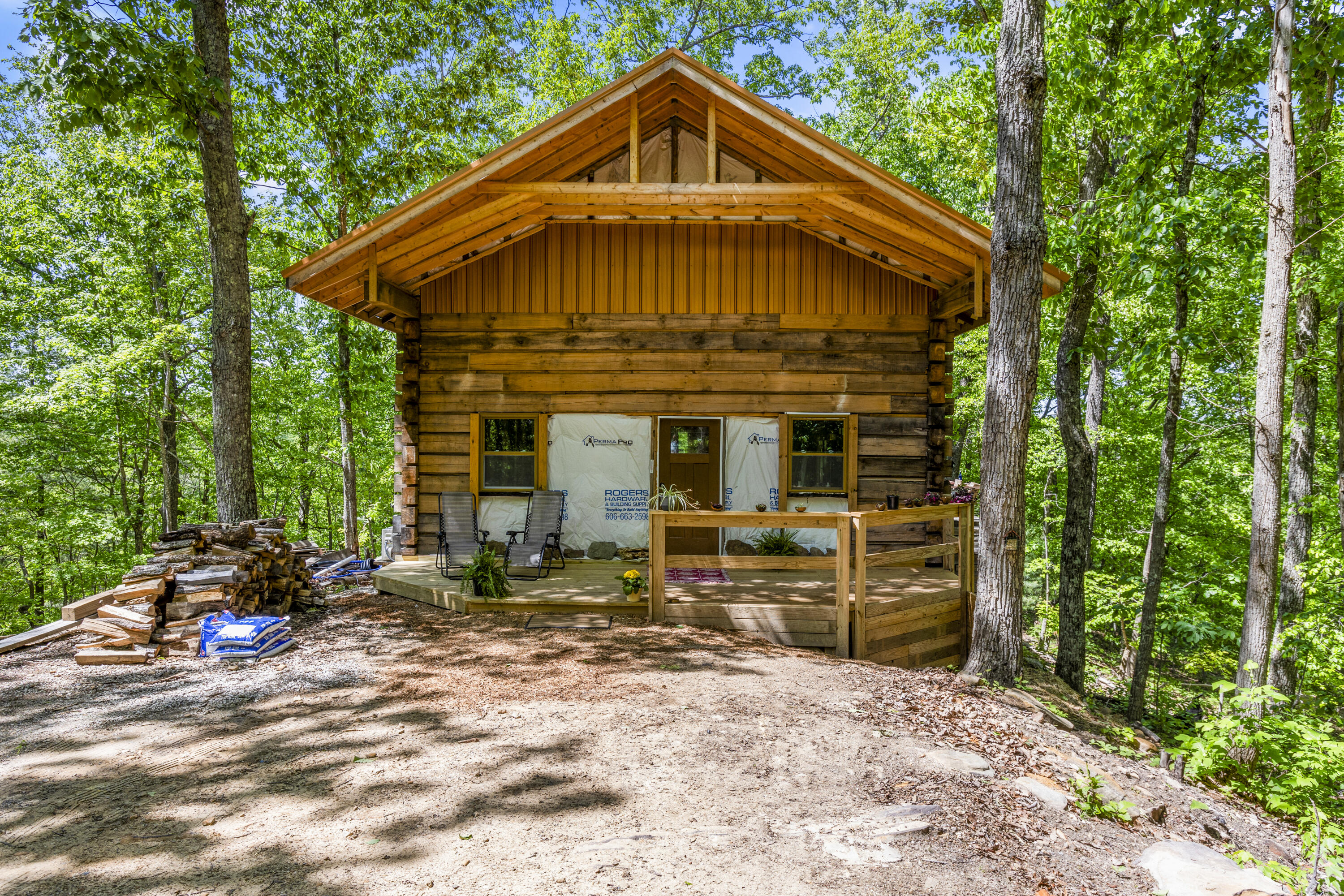 1237b High Rock Road Property Photo 5