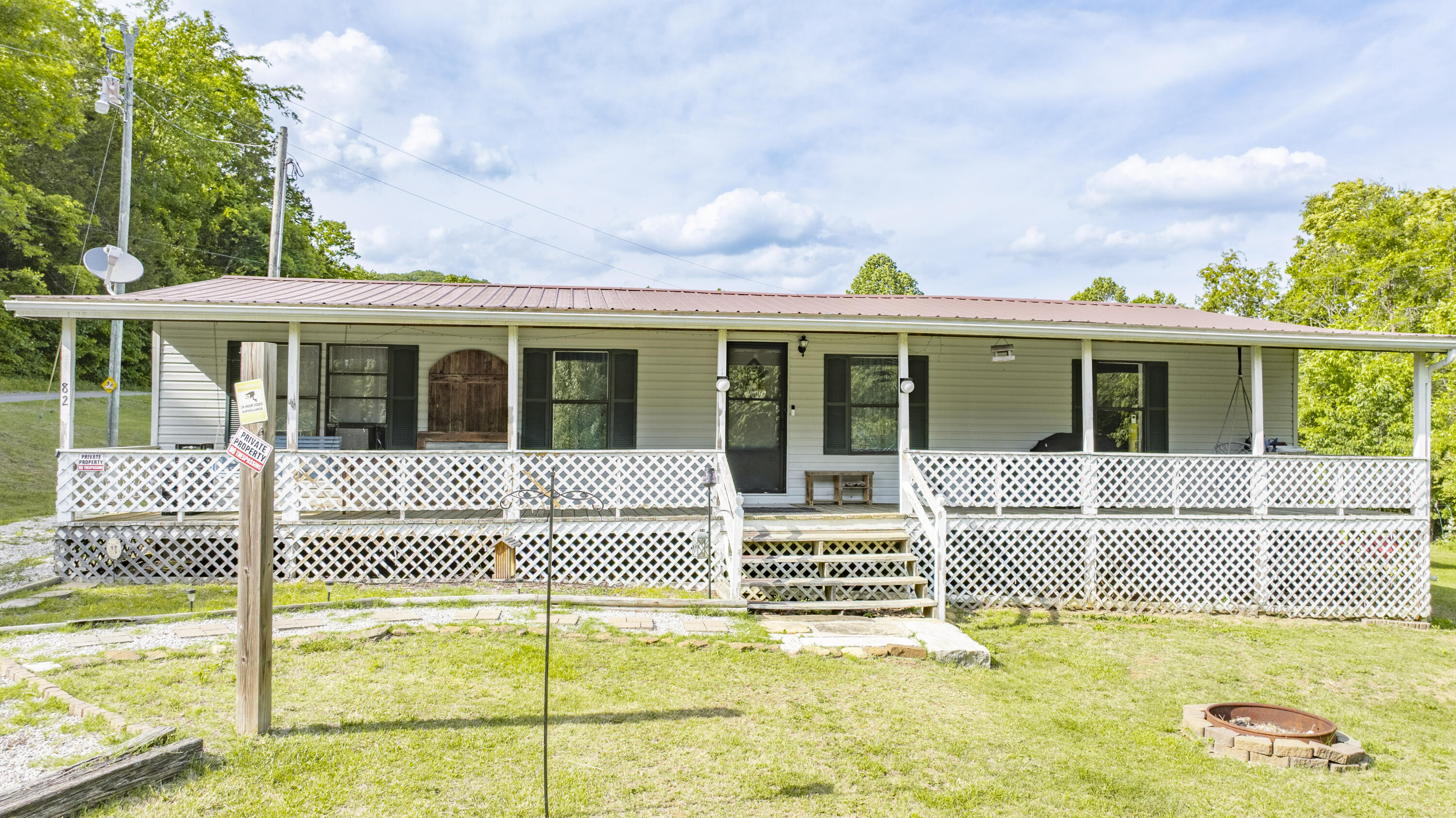 82 Abbott Broadhurst Road Property Photo 2