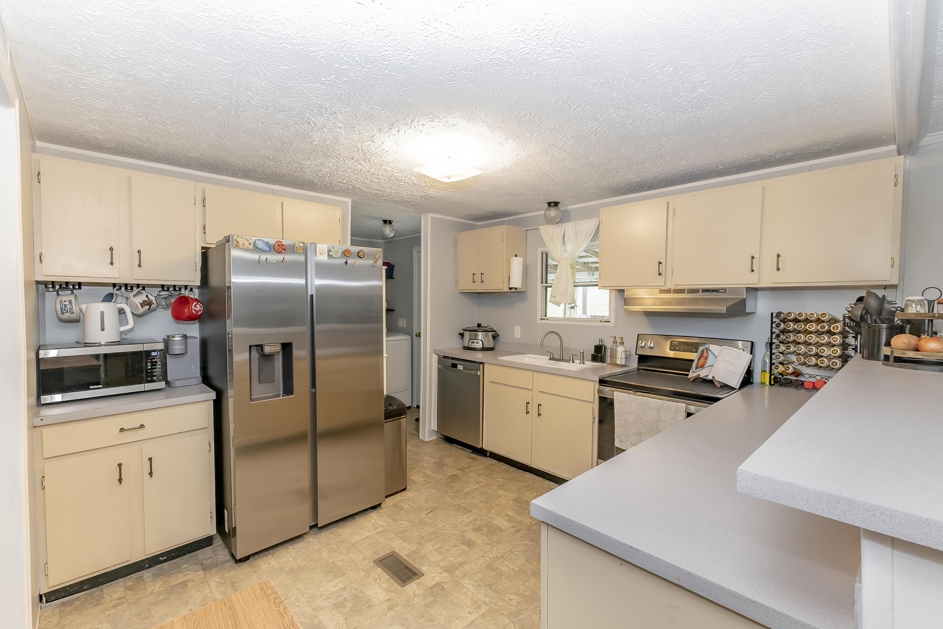 82 Abbott Broadhurst Road Property Photo 23