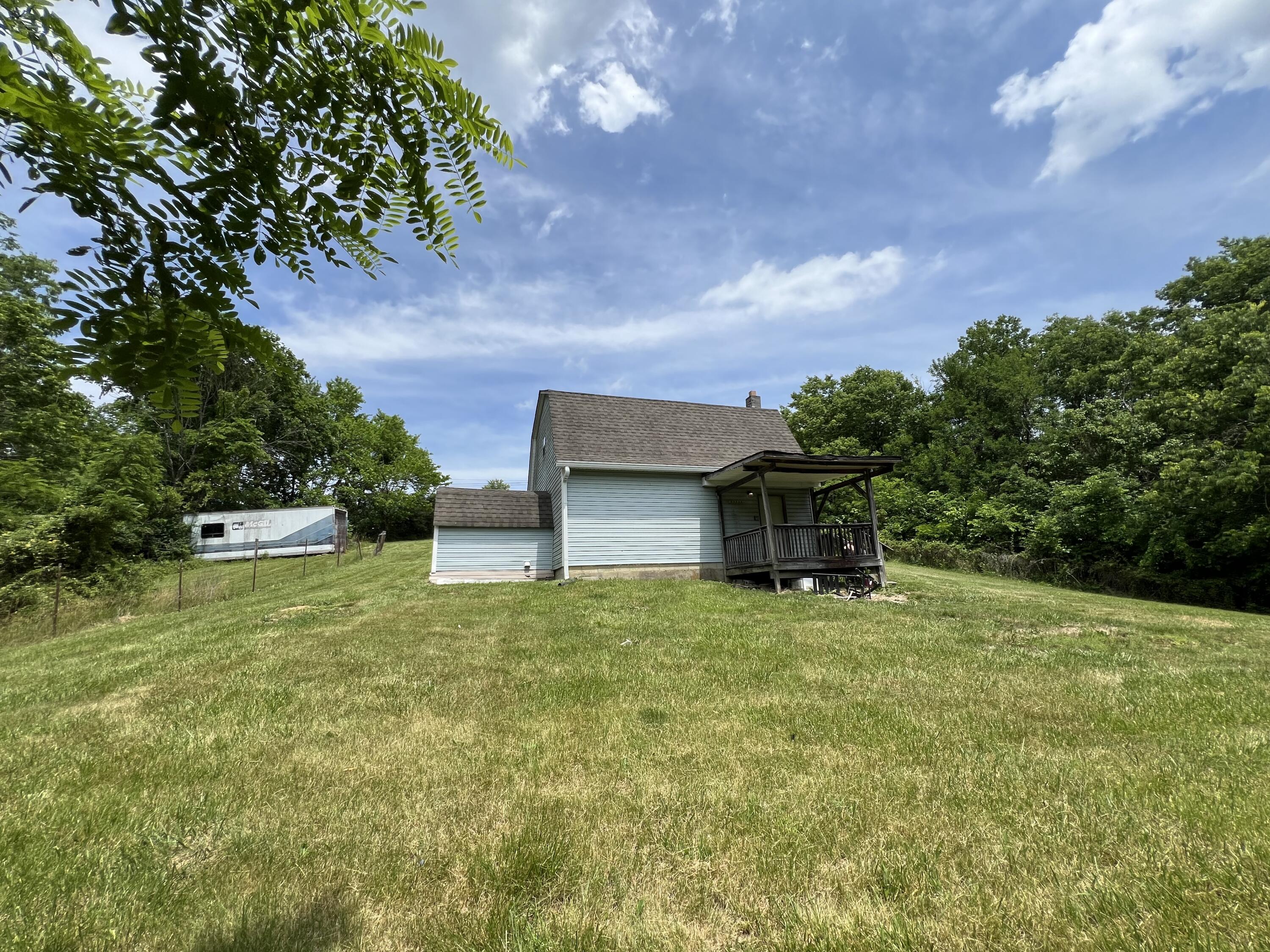 5300 Sugar Creek Pike Property Photo 7