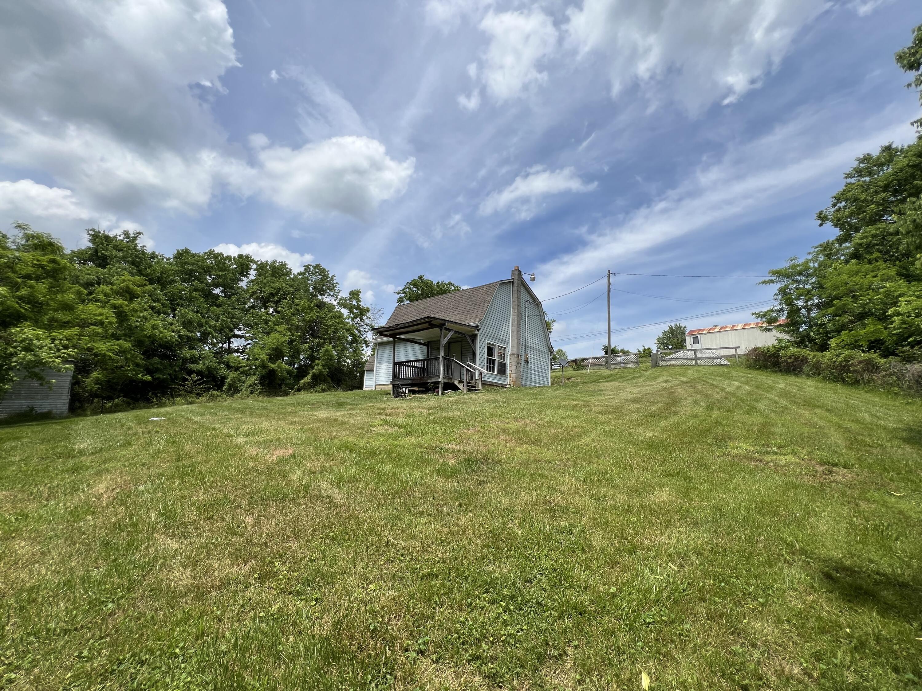 5300 Sugar Creek Pike Property Photo 8