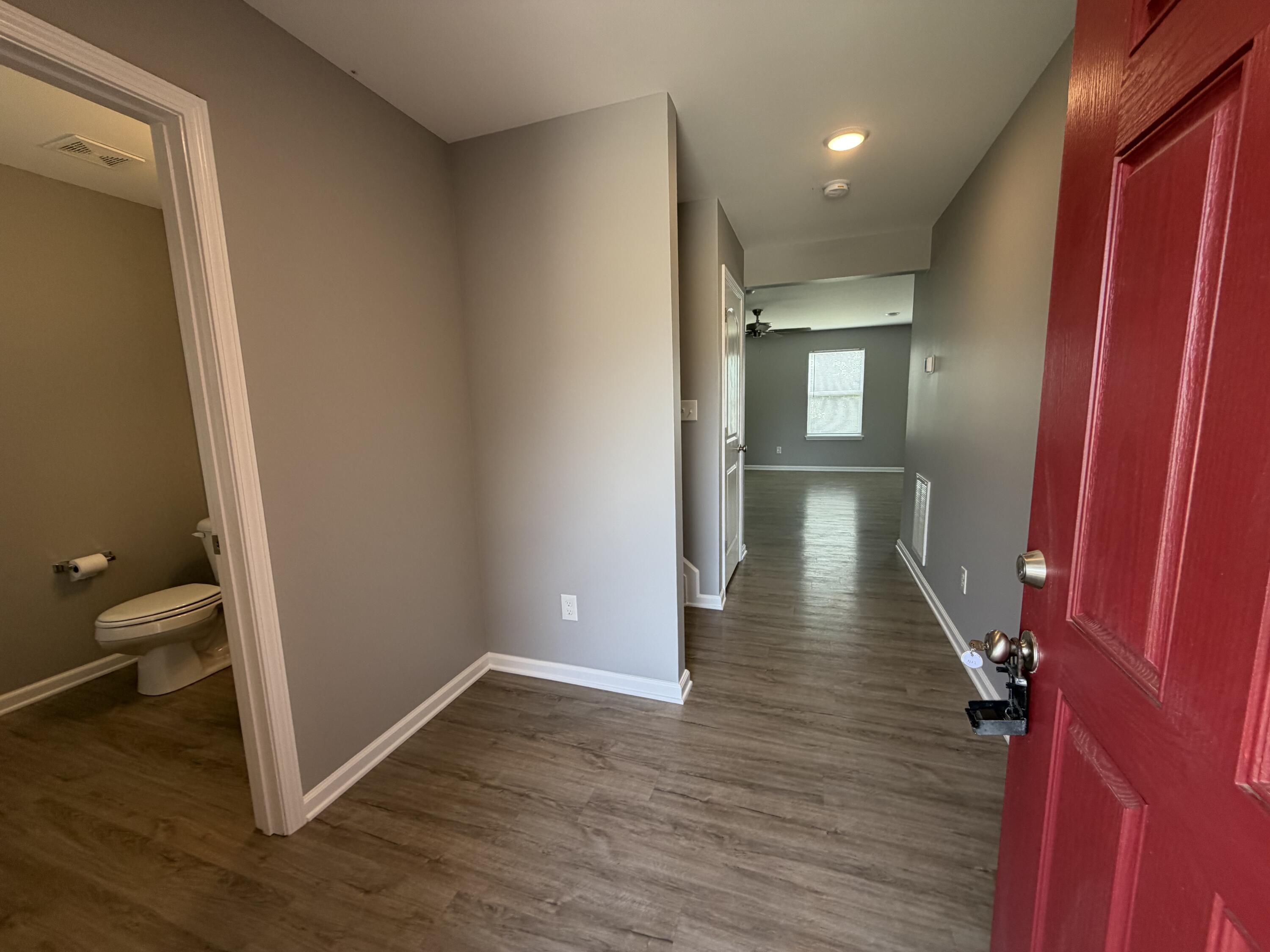2460 Feathersound Way Property Photo 4