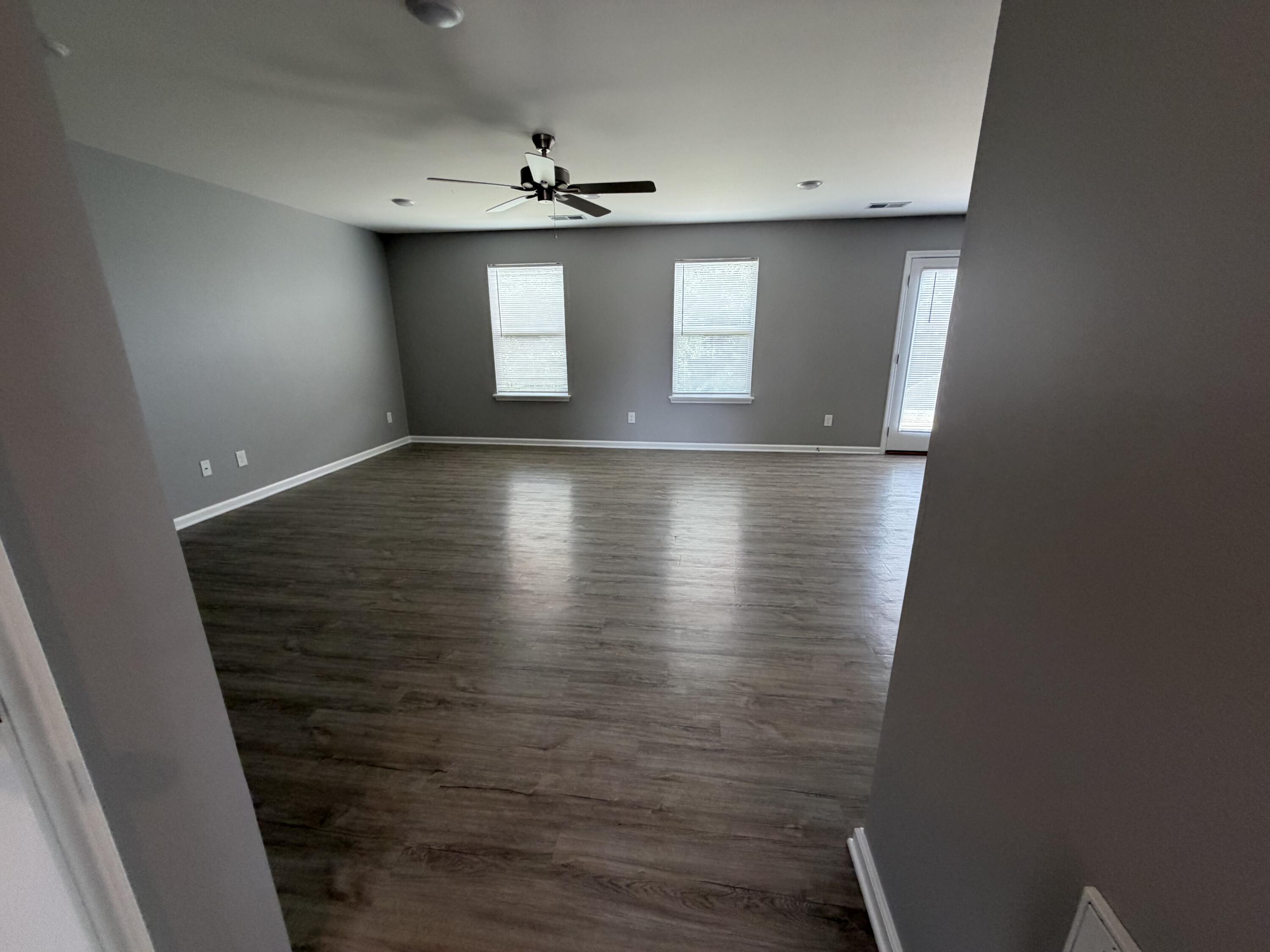 2460 Feathersound Way Property Photo 8