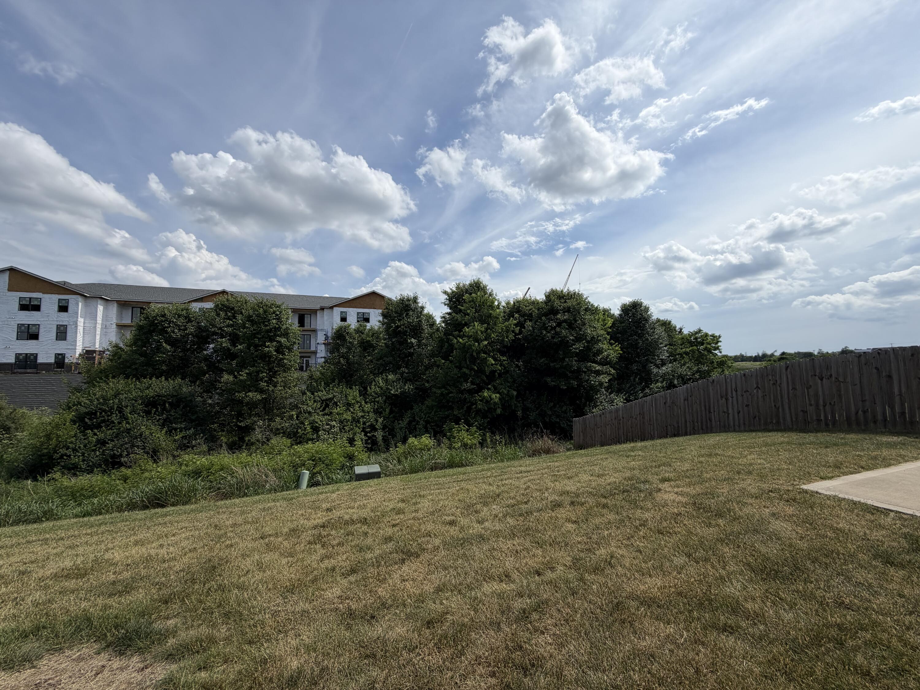 2460 Feathersound Way Property Photo 19