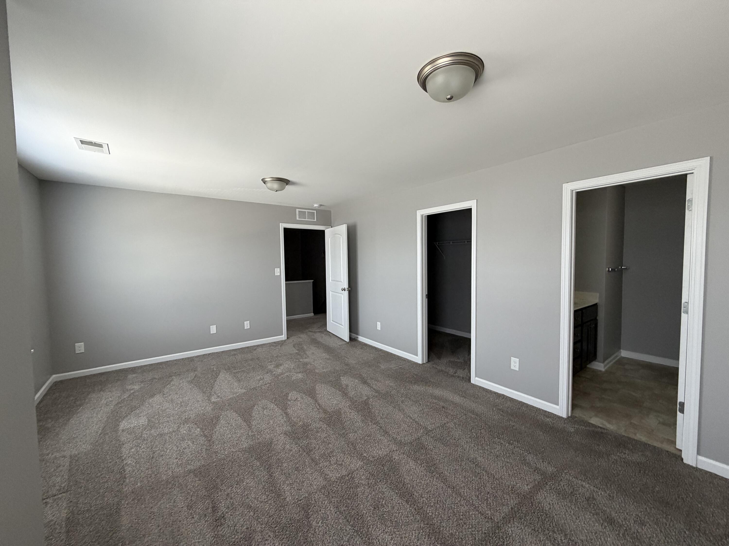 2460 Feathersound Way Property Photo 34