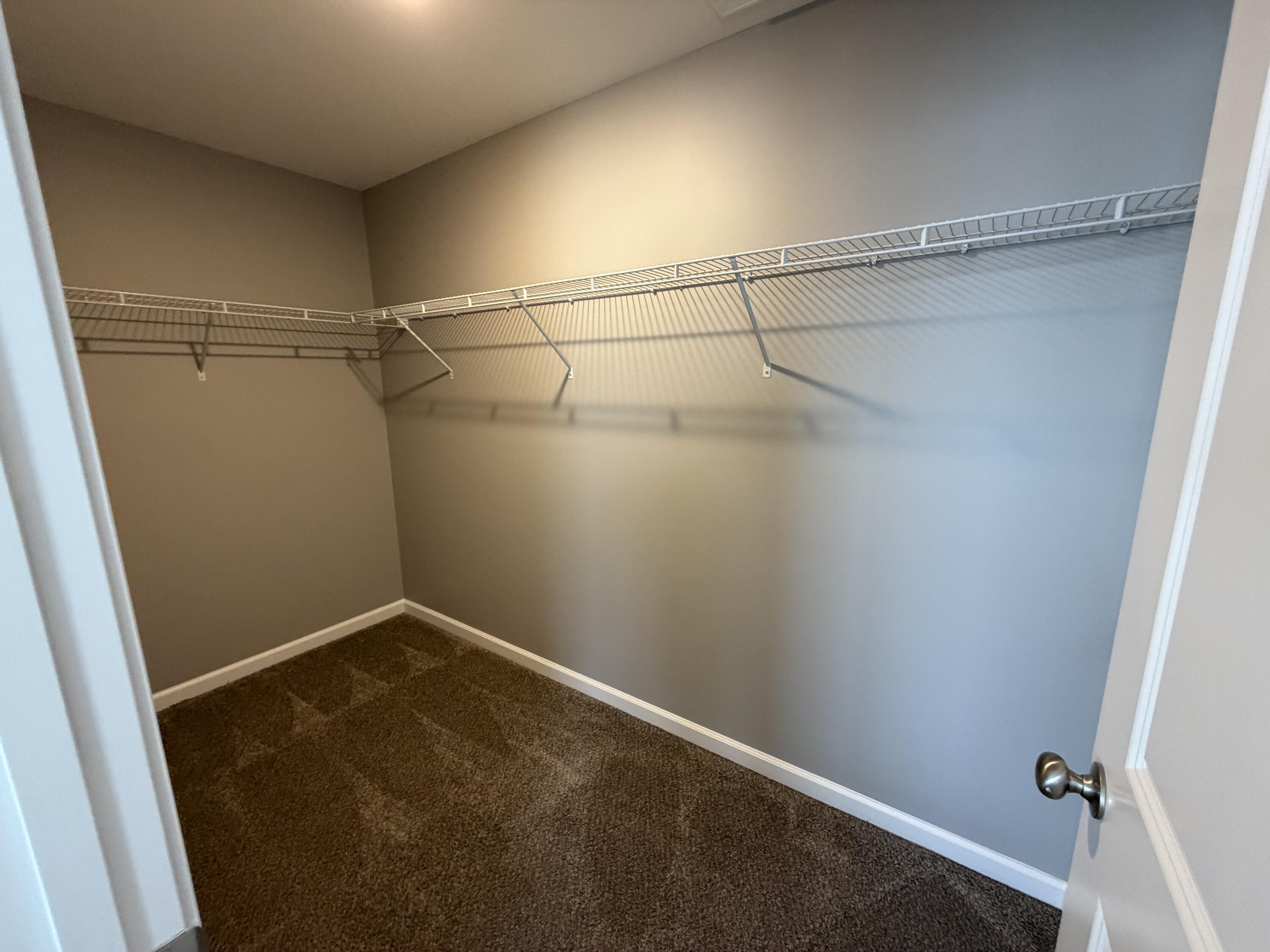 2460 Feathersound Way Property Photo 35