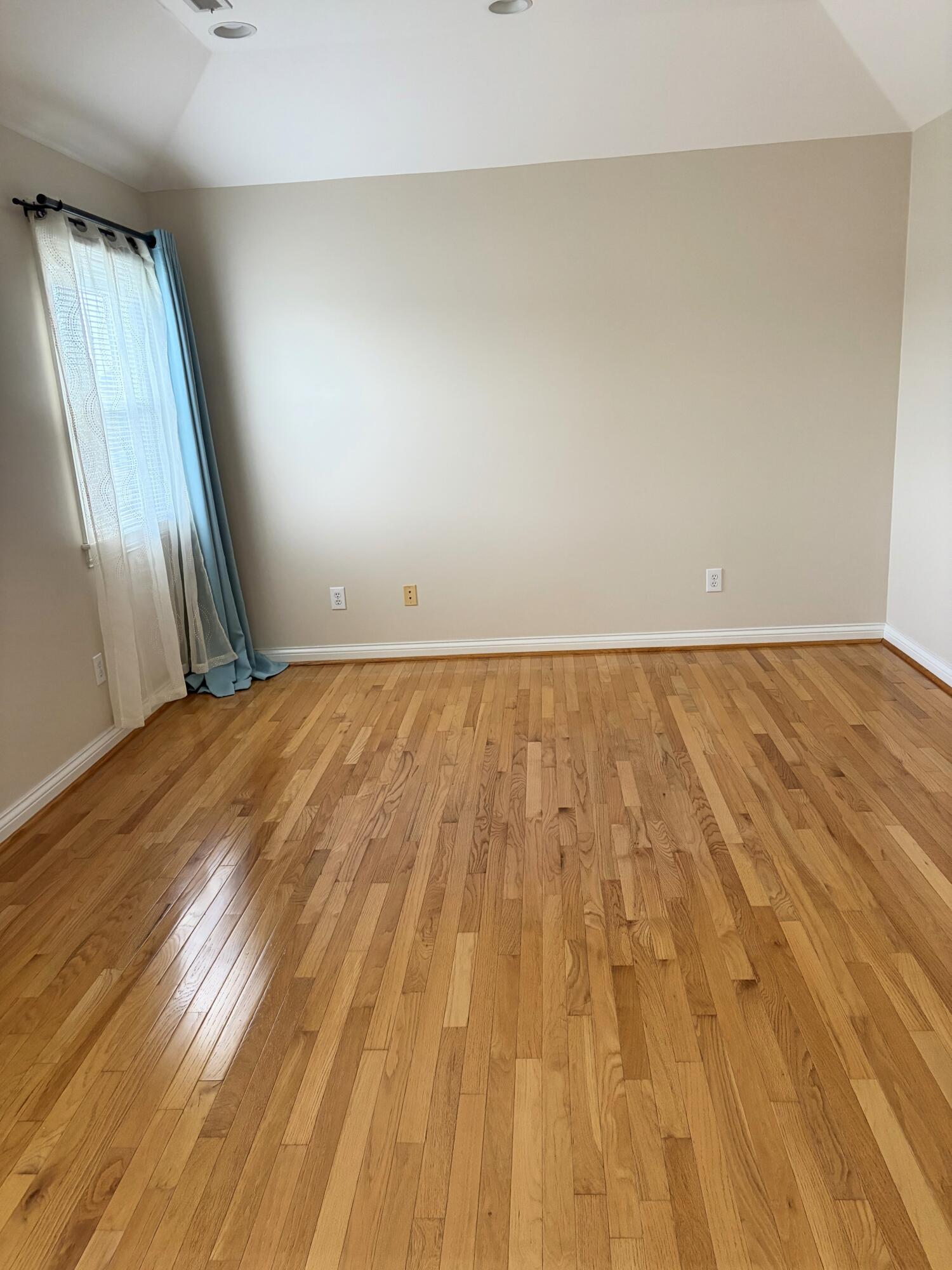 1336 Glenview Drive Property Photo 13