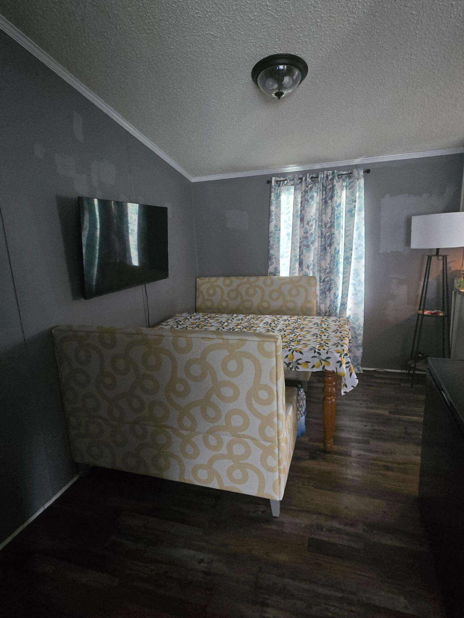 619 Matalines Way Property Photo 6