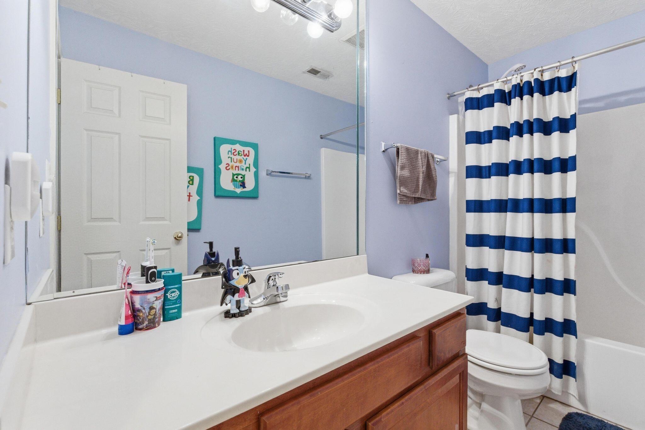 925 Seneca Park Property Photo 33