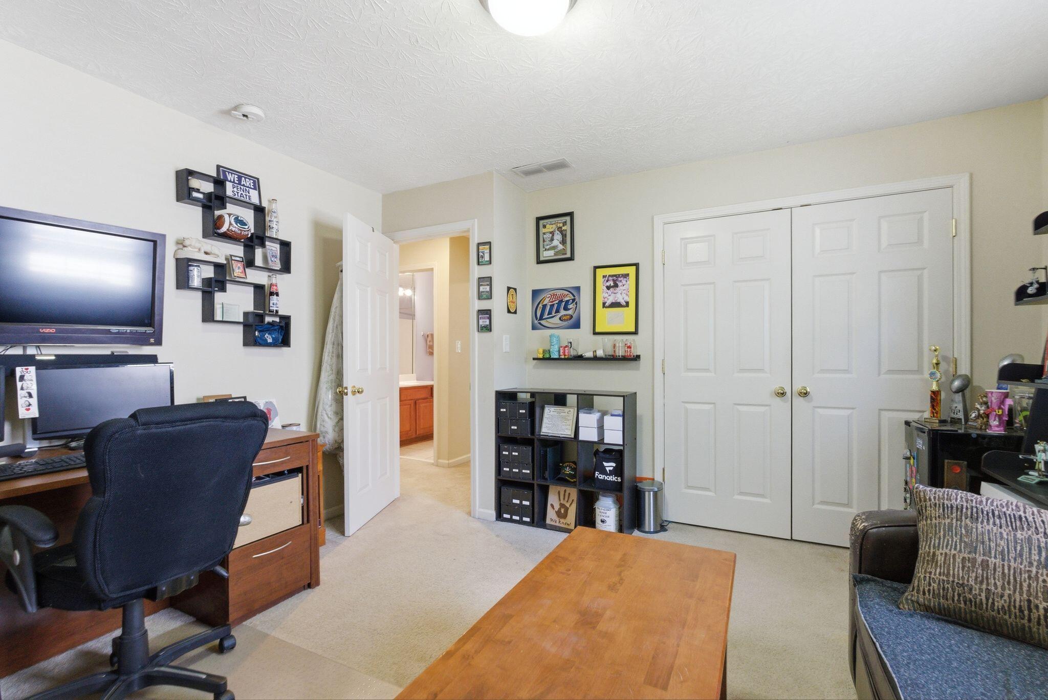 925 Seneca Park Property Photo 38