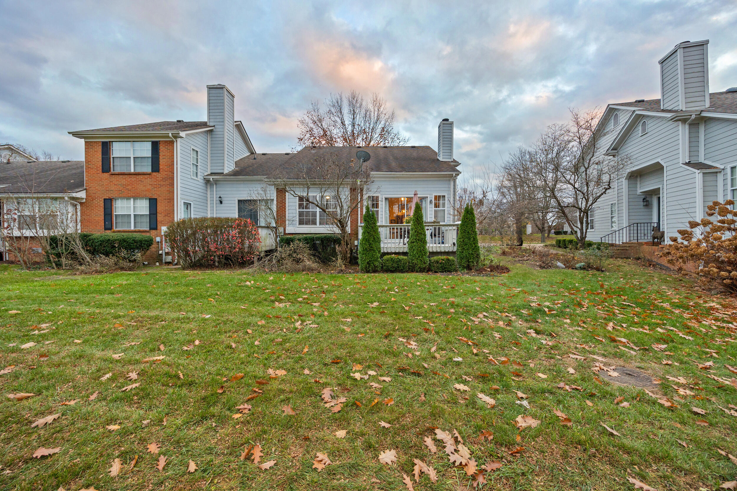 1052 Griffin Gate Drive Property Photo 1