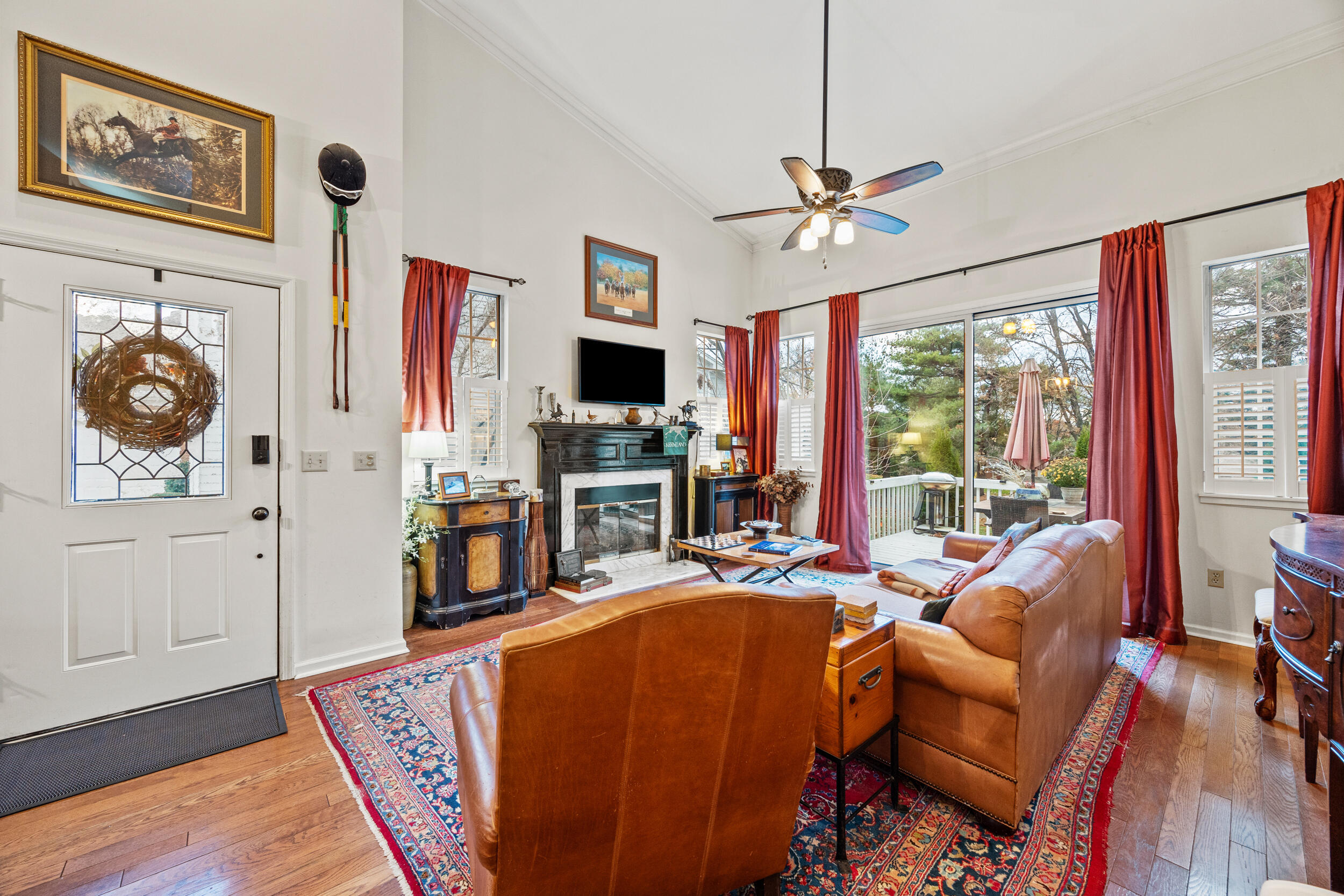 1052 Griffin Gate Drive Property Photo 8