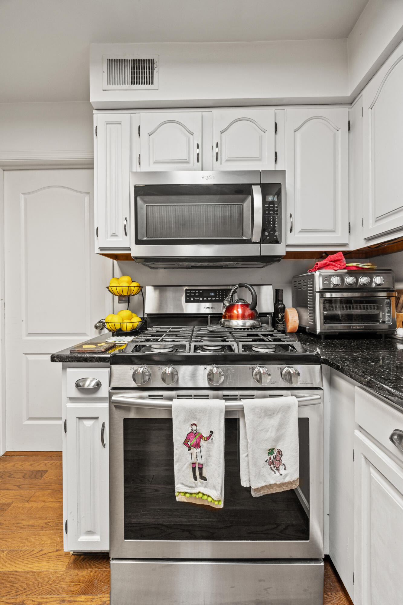 1052 Griffin Gate Drive Property Photo 19