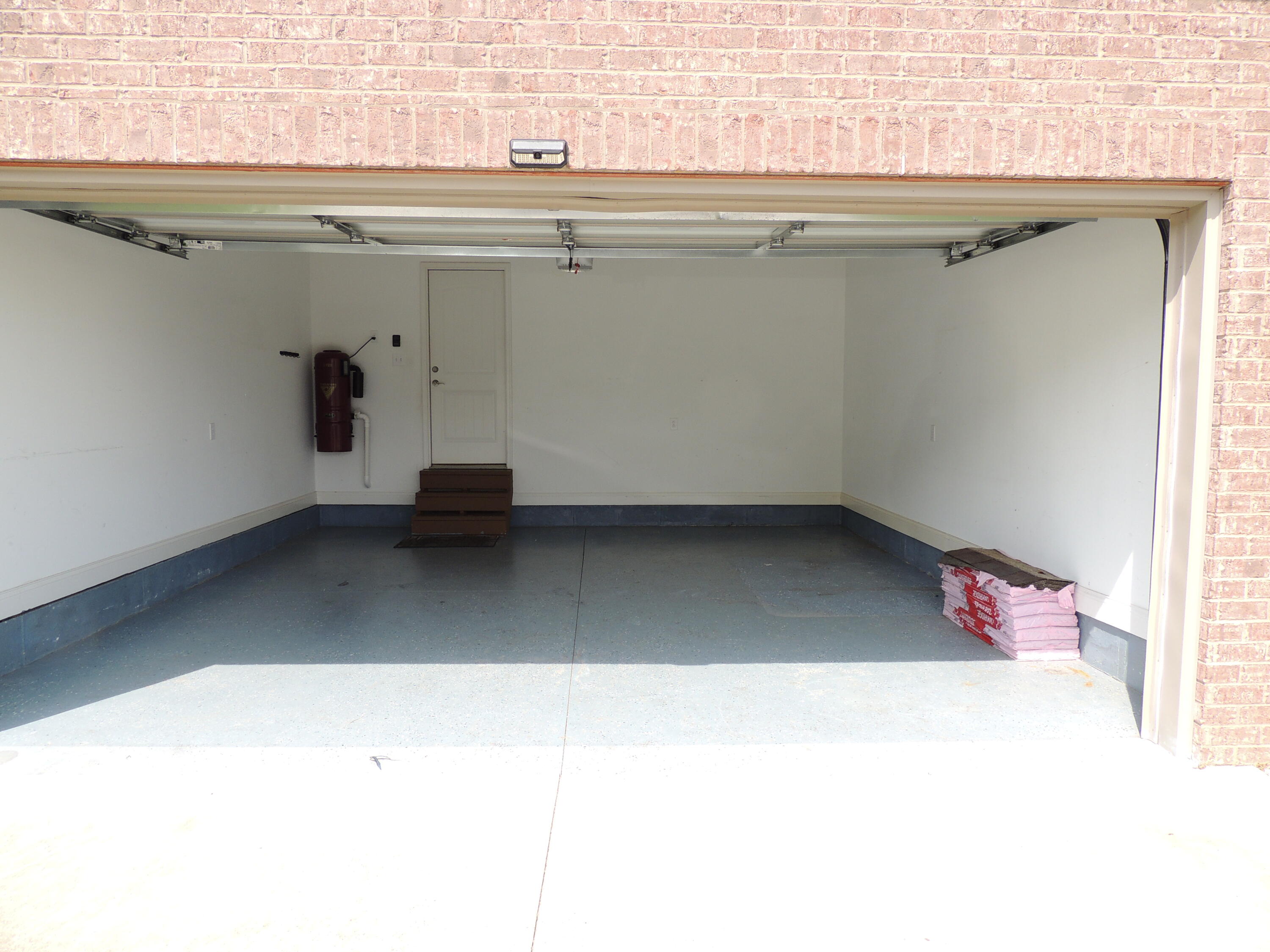 109 Hackberry Court Property Photo 44