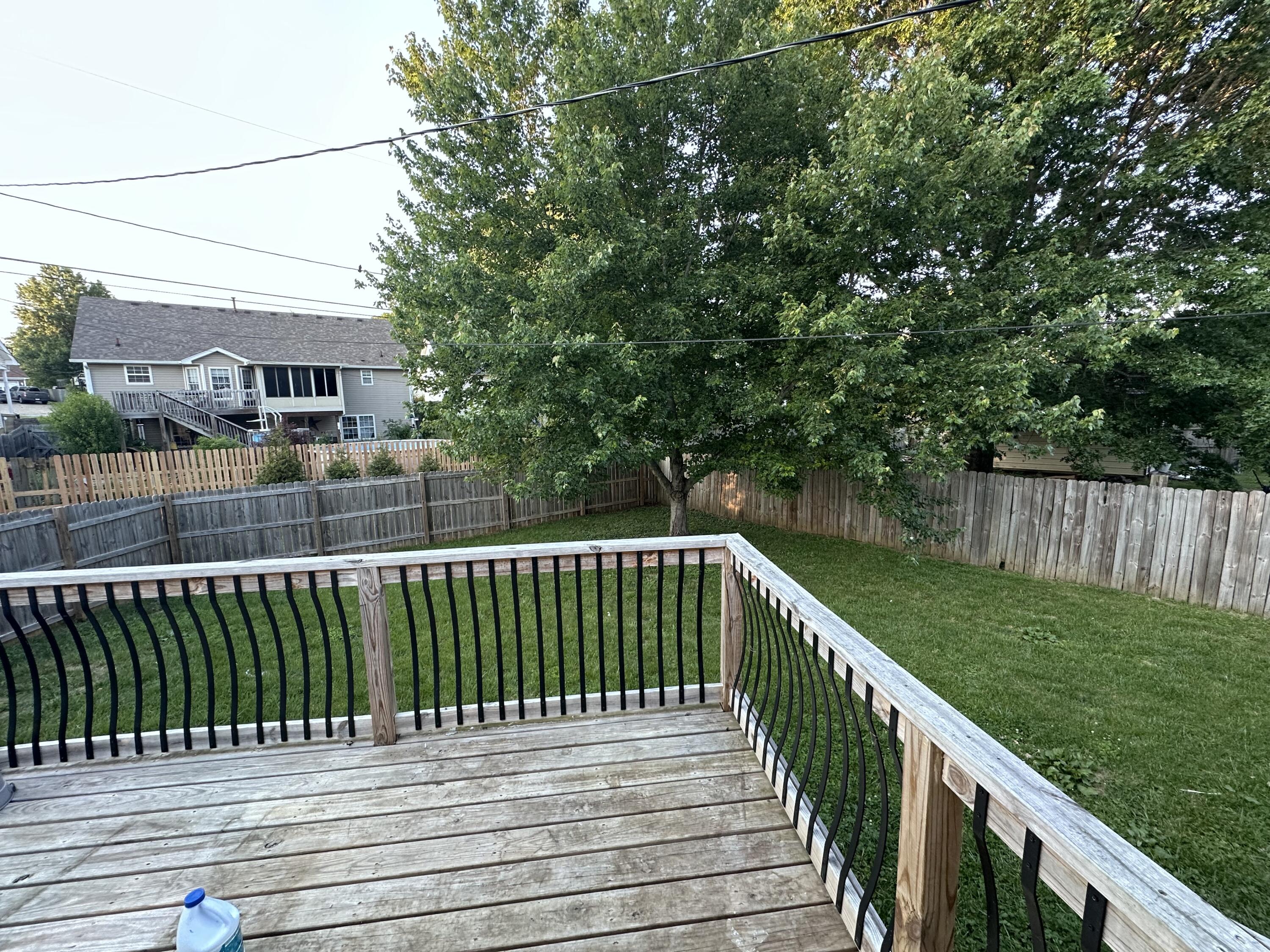 1109 Leathers Lane Property Photo 4