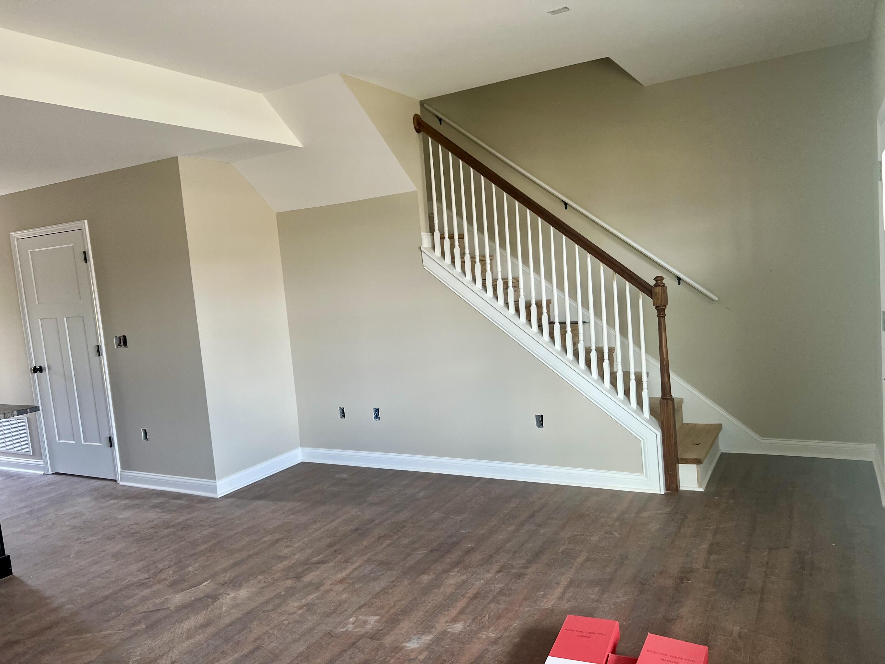 102 Bow Bridge Drive Property Photo 3