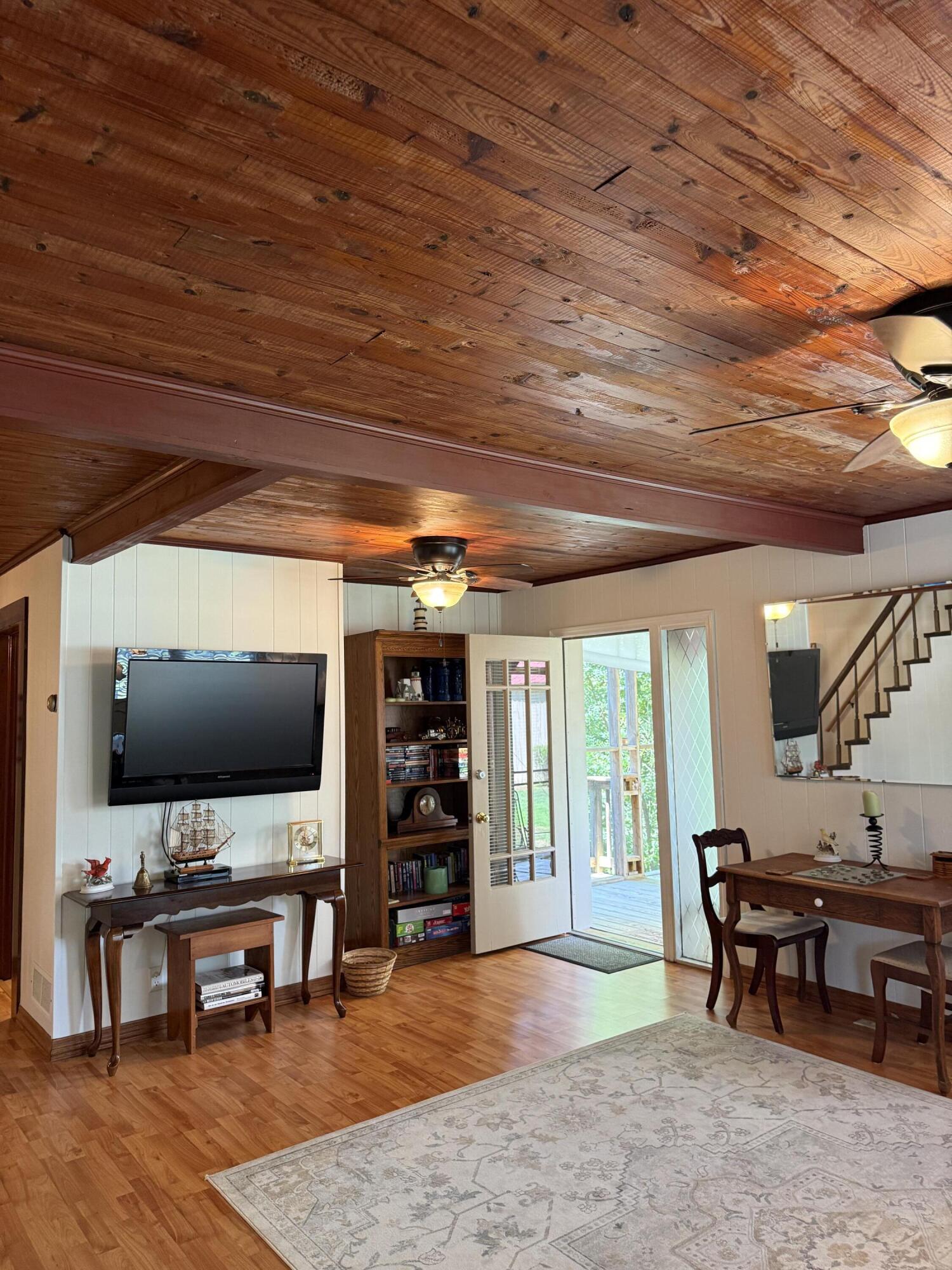 2023 Ky 1383 Property Photo 10