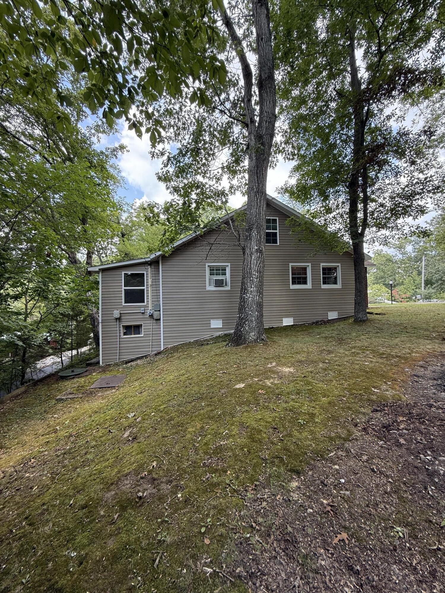 2023 Ky 1383 Property Photo 43