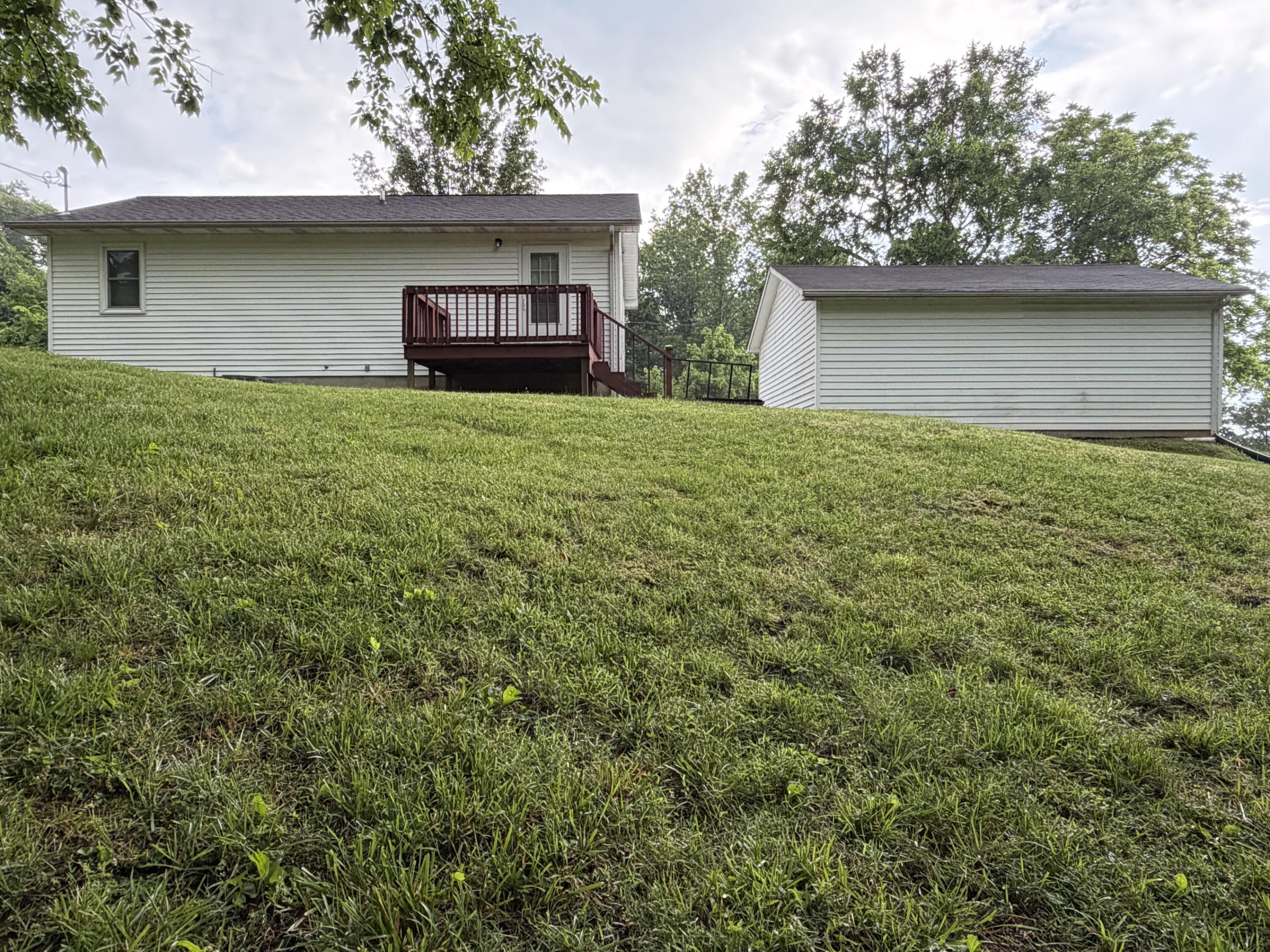 220 Webster Spradlin Road Property Photo 5