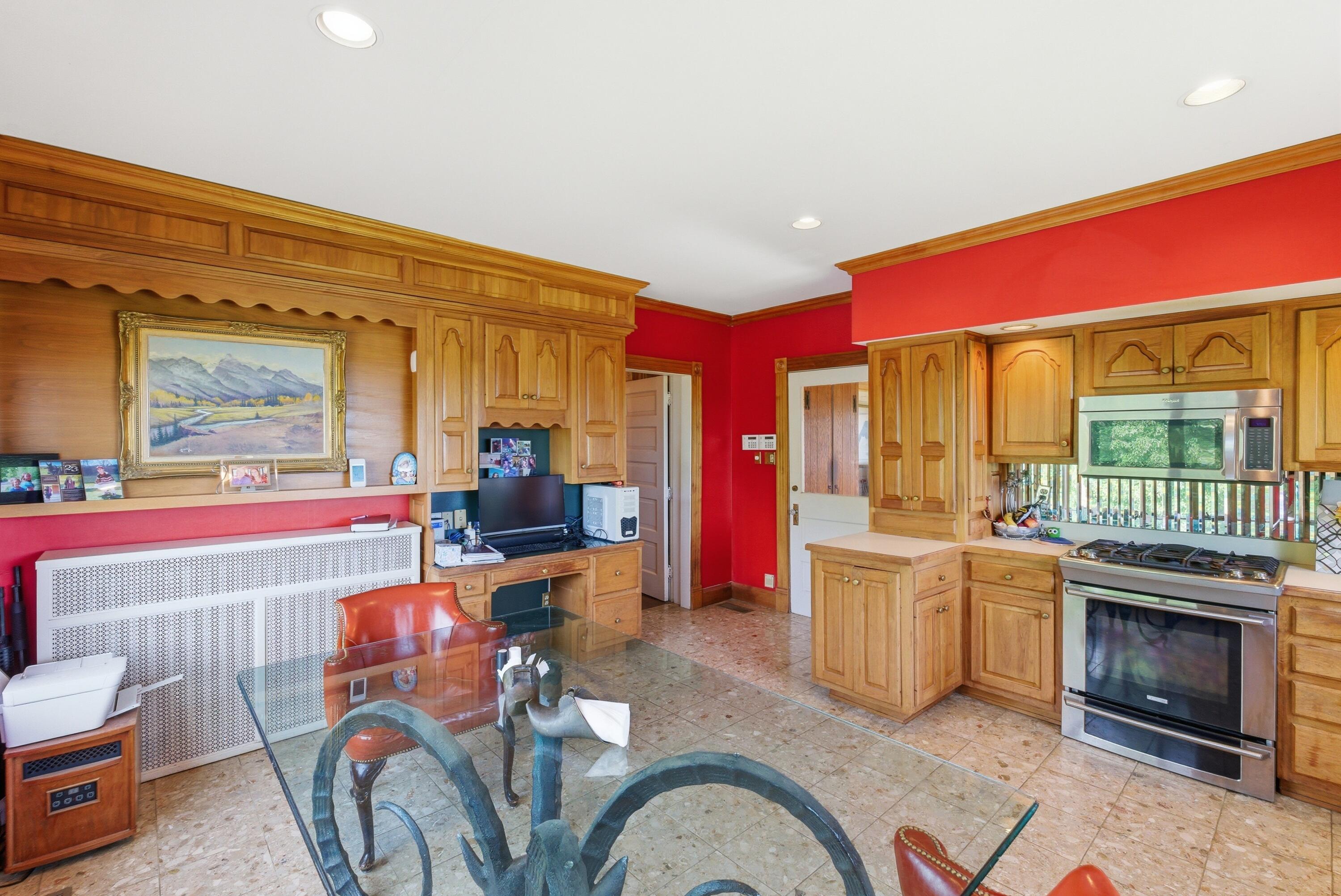 3166 Colby Road Property Photo 37