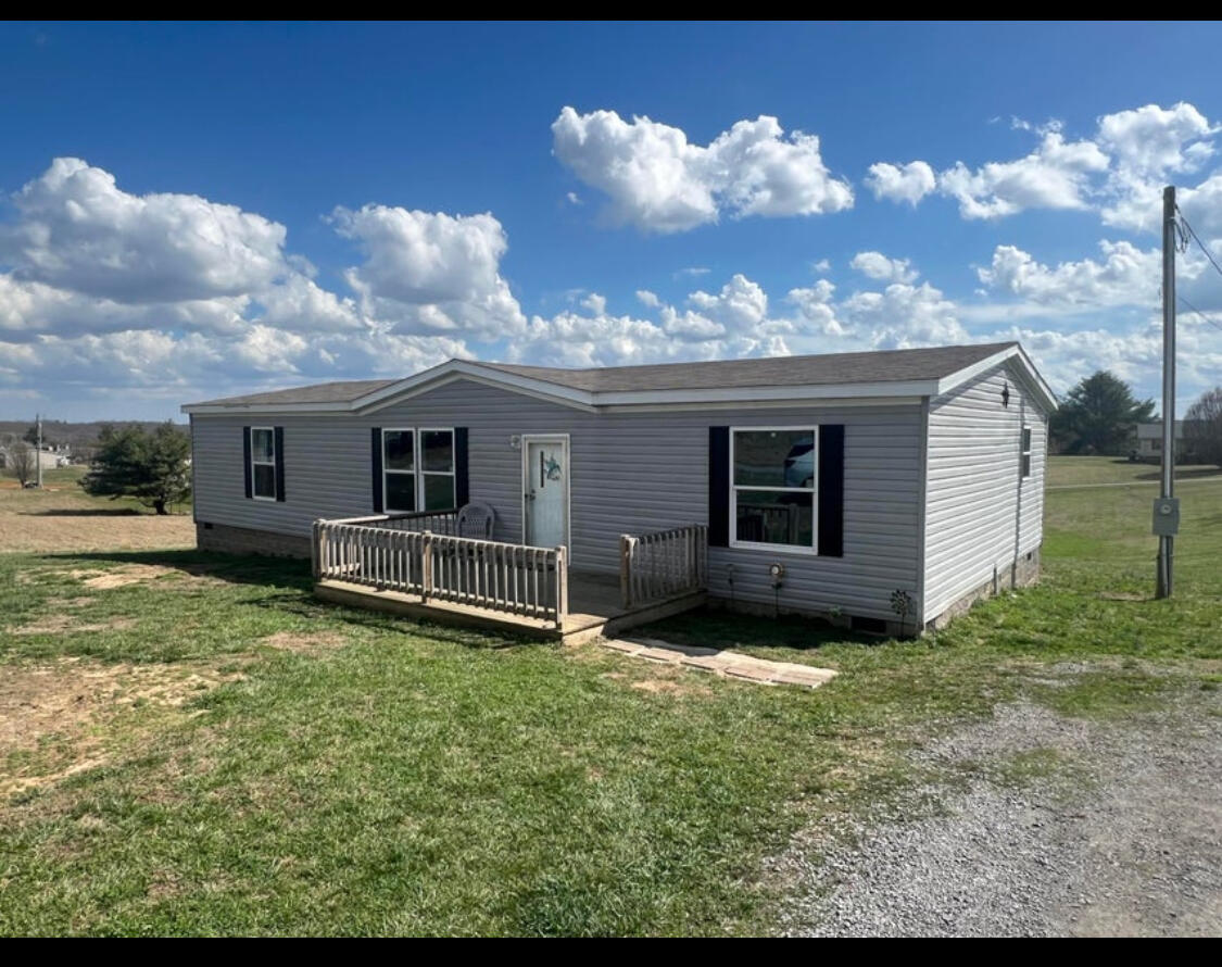 131 Lawless Lane Property Photo 3