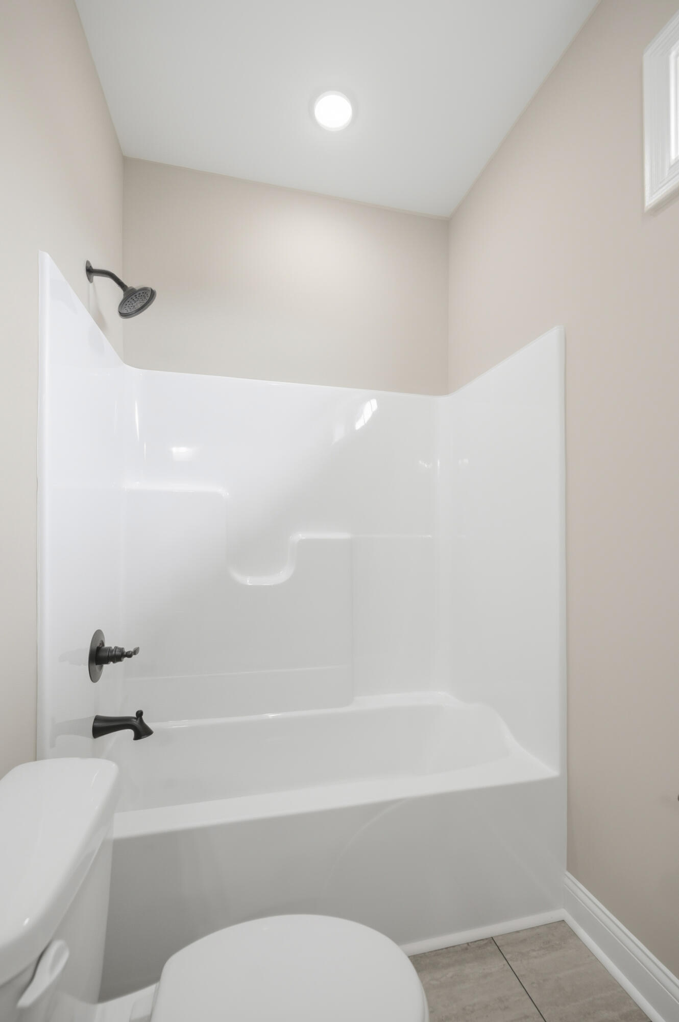 605 Comanche Drive Property Photo 28