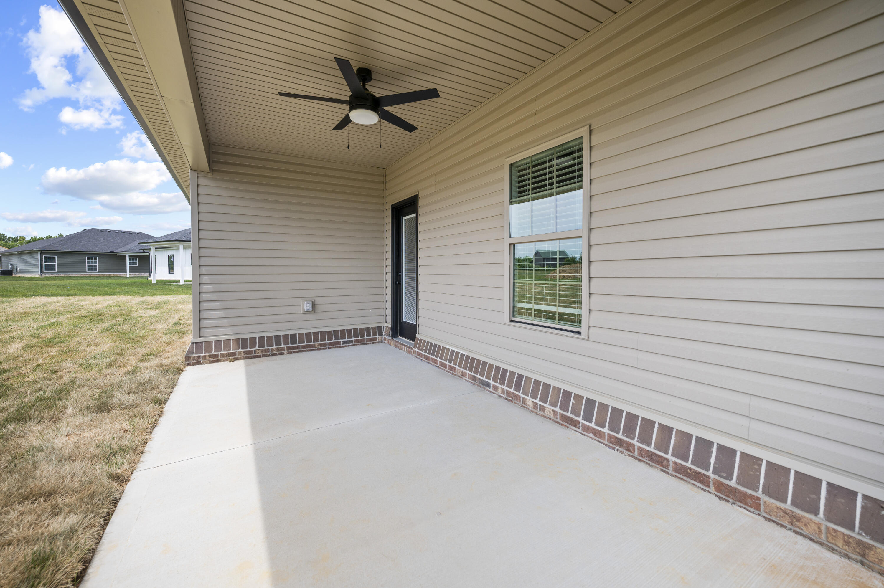 605 Comanche Drive Property Photo 30