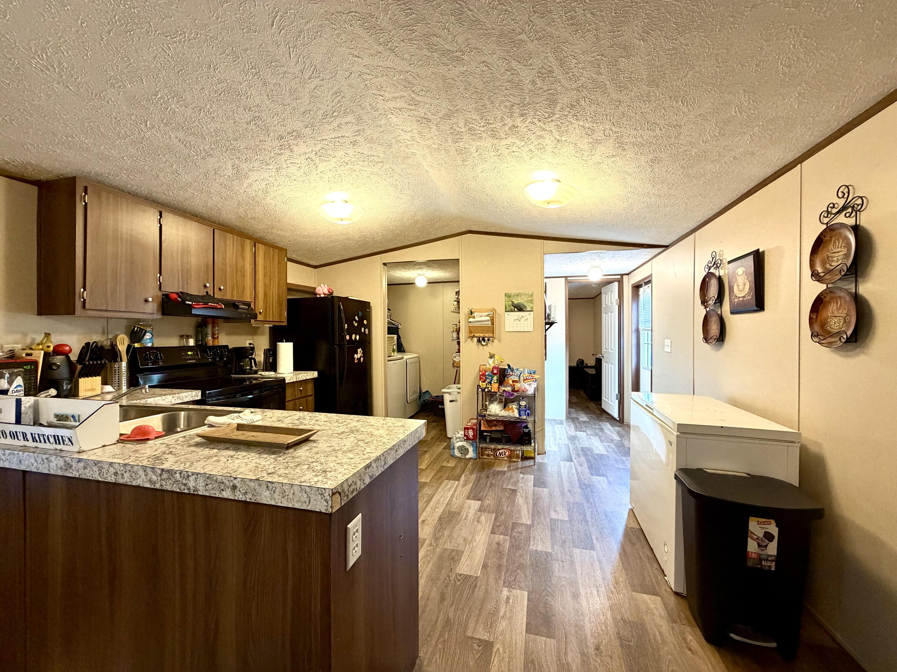 1050 Burgin Road Property Photo 14