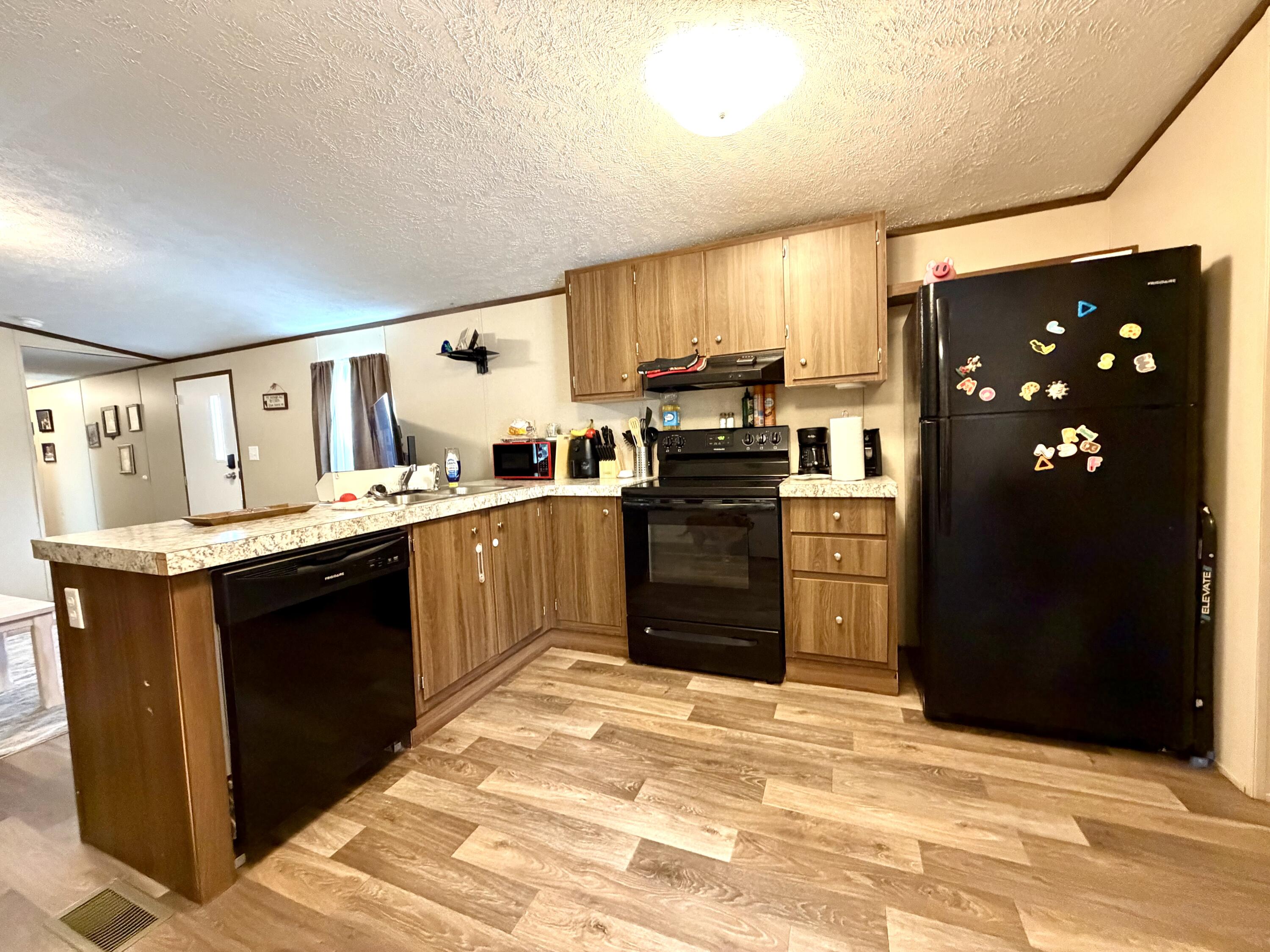 1050 Burgin Road Property Photo 15