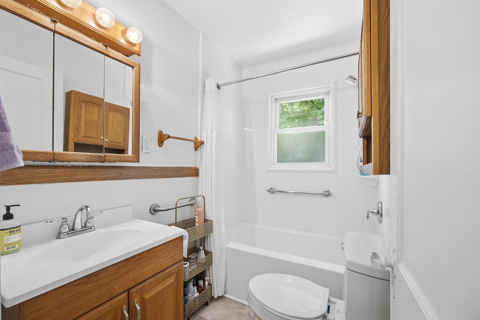 173 1/2 E Main Street Property Photo 17