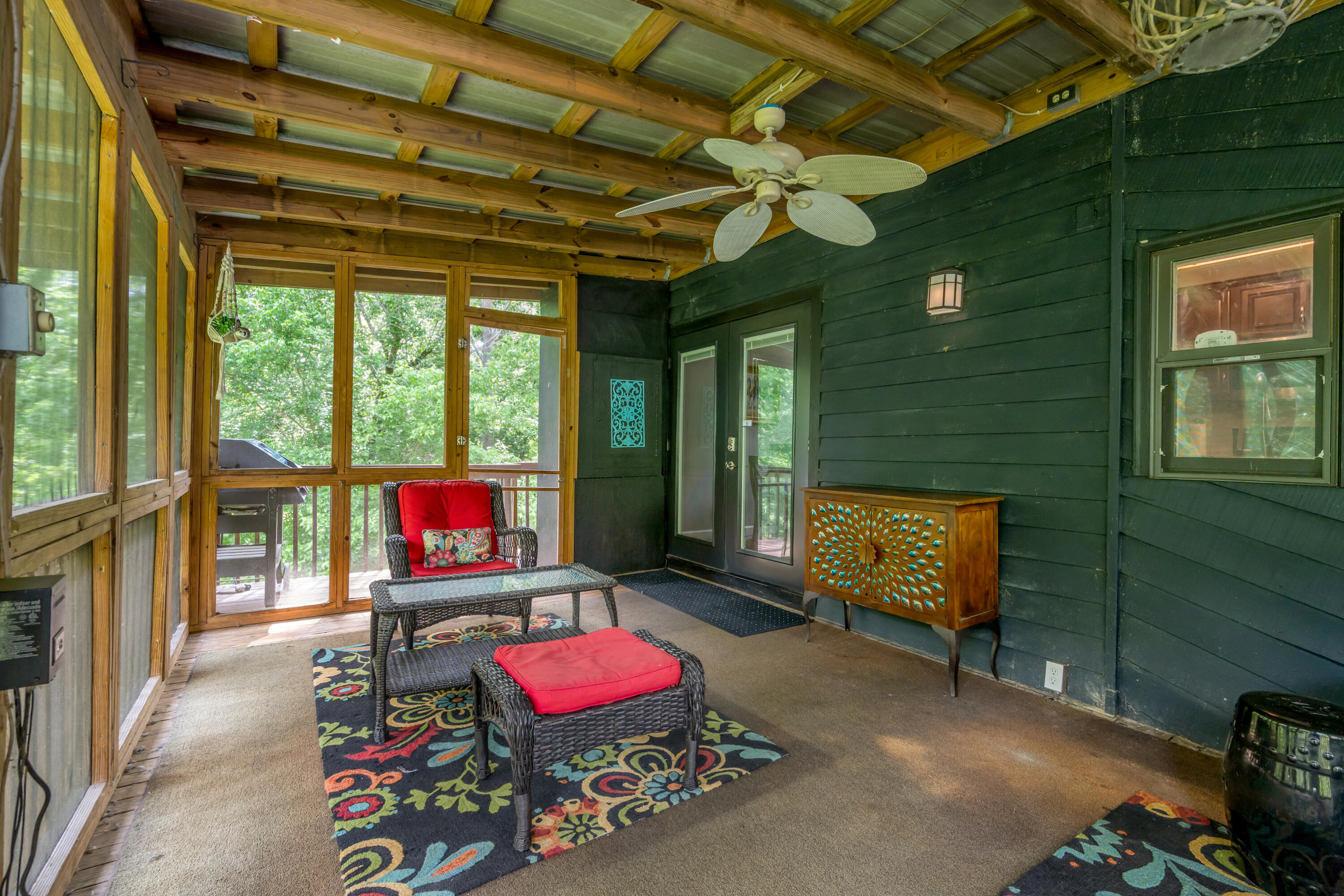 1395 Dix Drive Property Photo 4