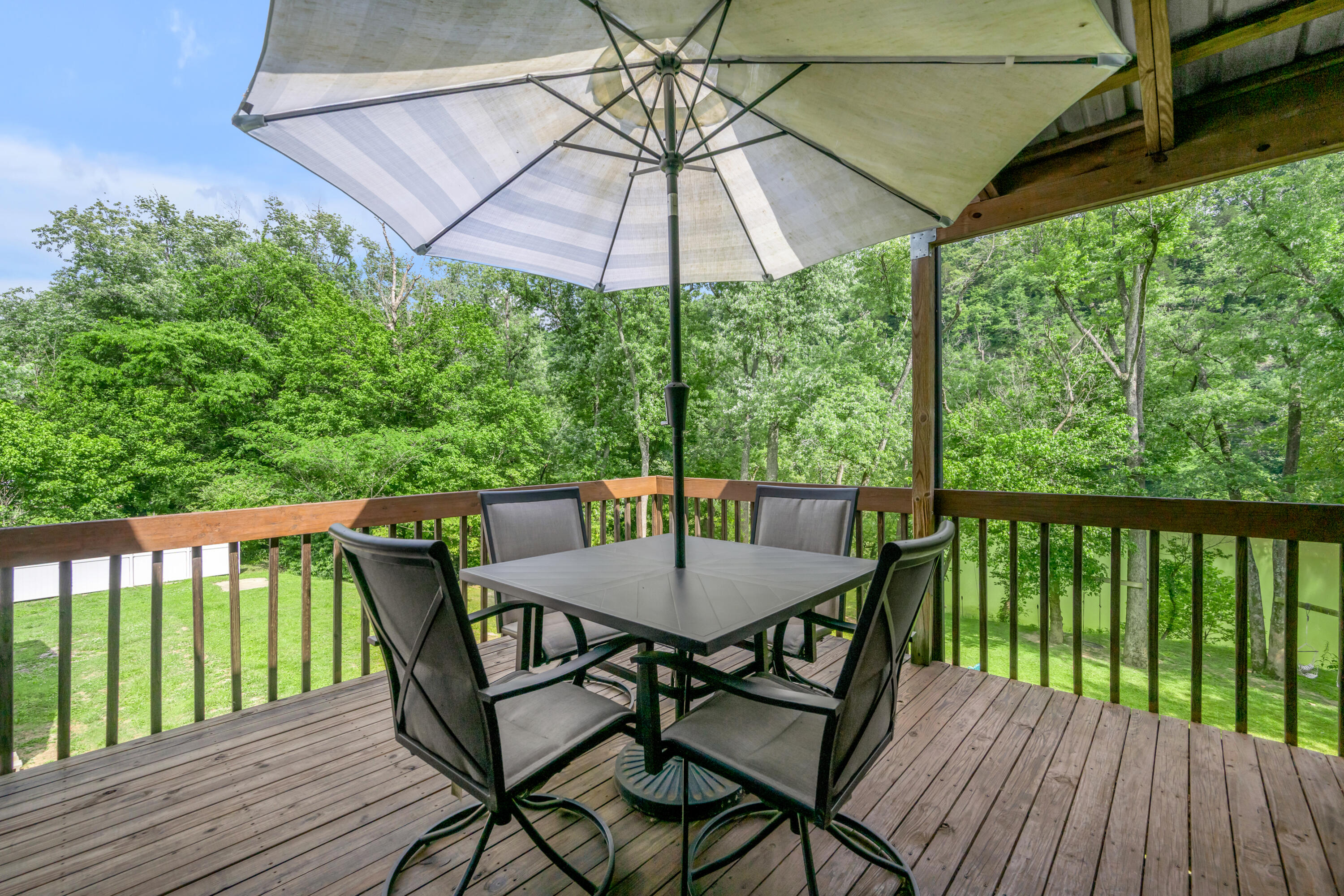 1395 Dix Drive Property Photo 11