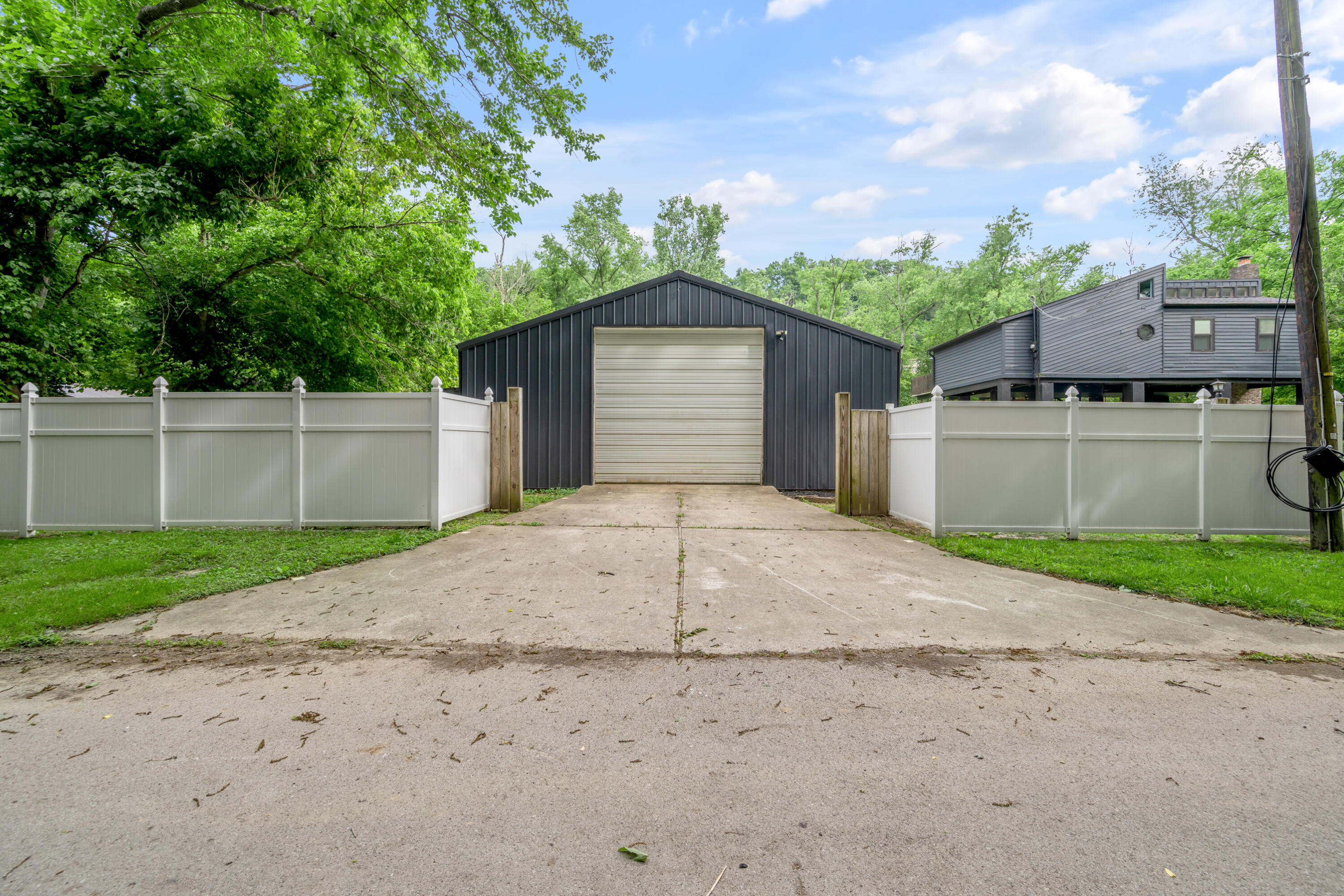 1395 Dix Drive Property Photo 52