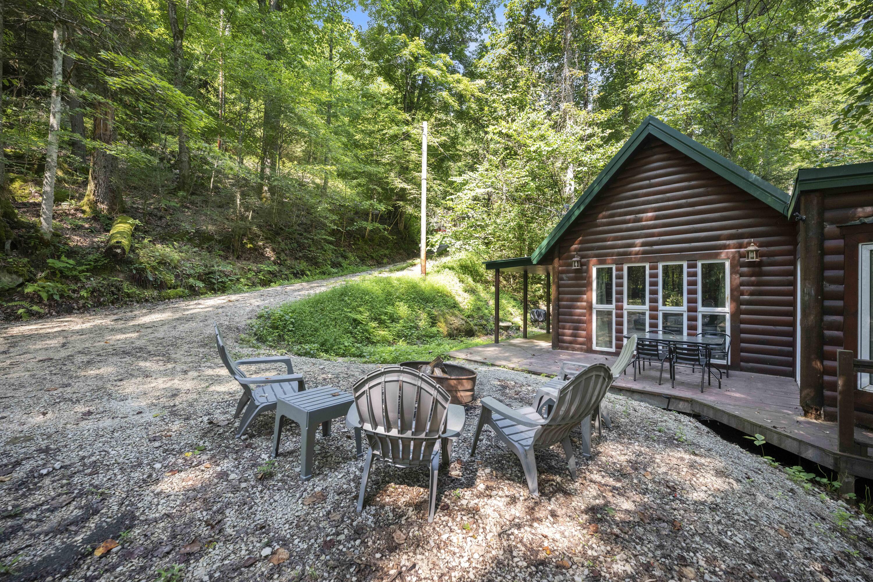 3556 Right Fork Fixer Road Property Photo 3