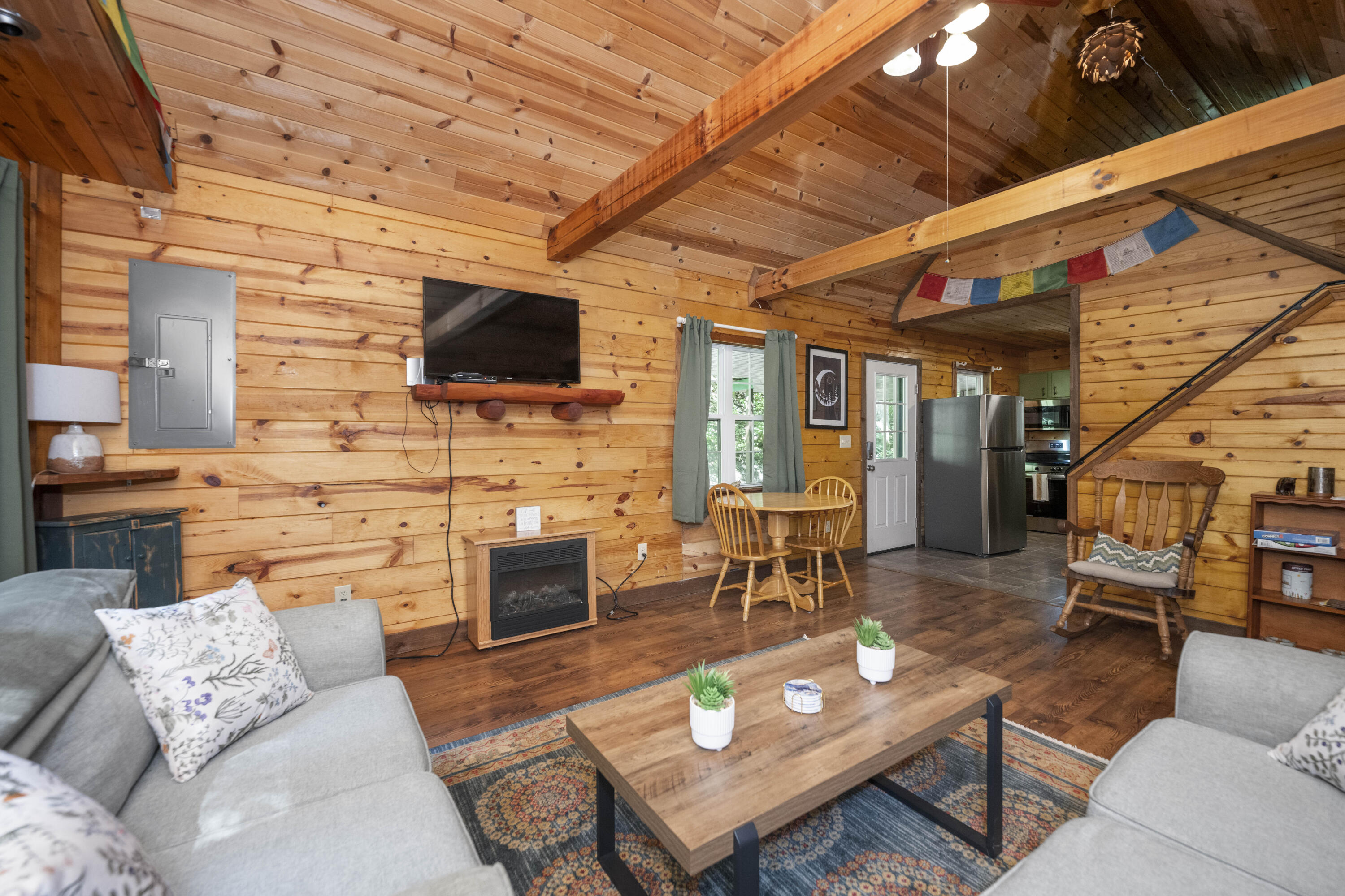 3556 Right Fork Fixer Road Property Photo 14