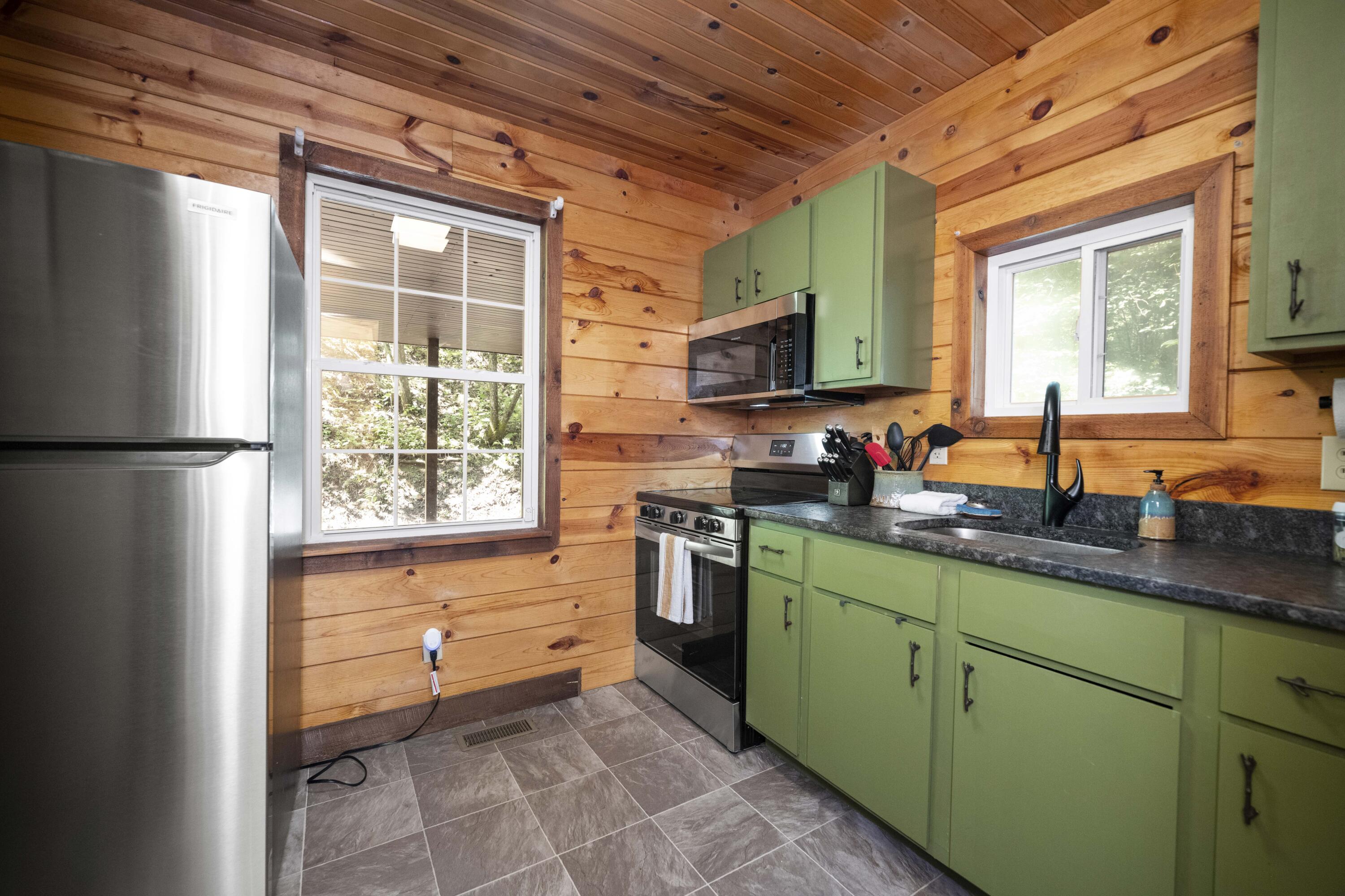 3556 Right Fork Fixer Road Property Photo 17