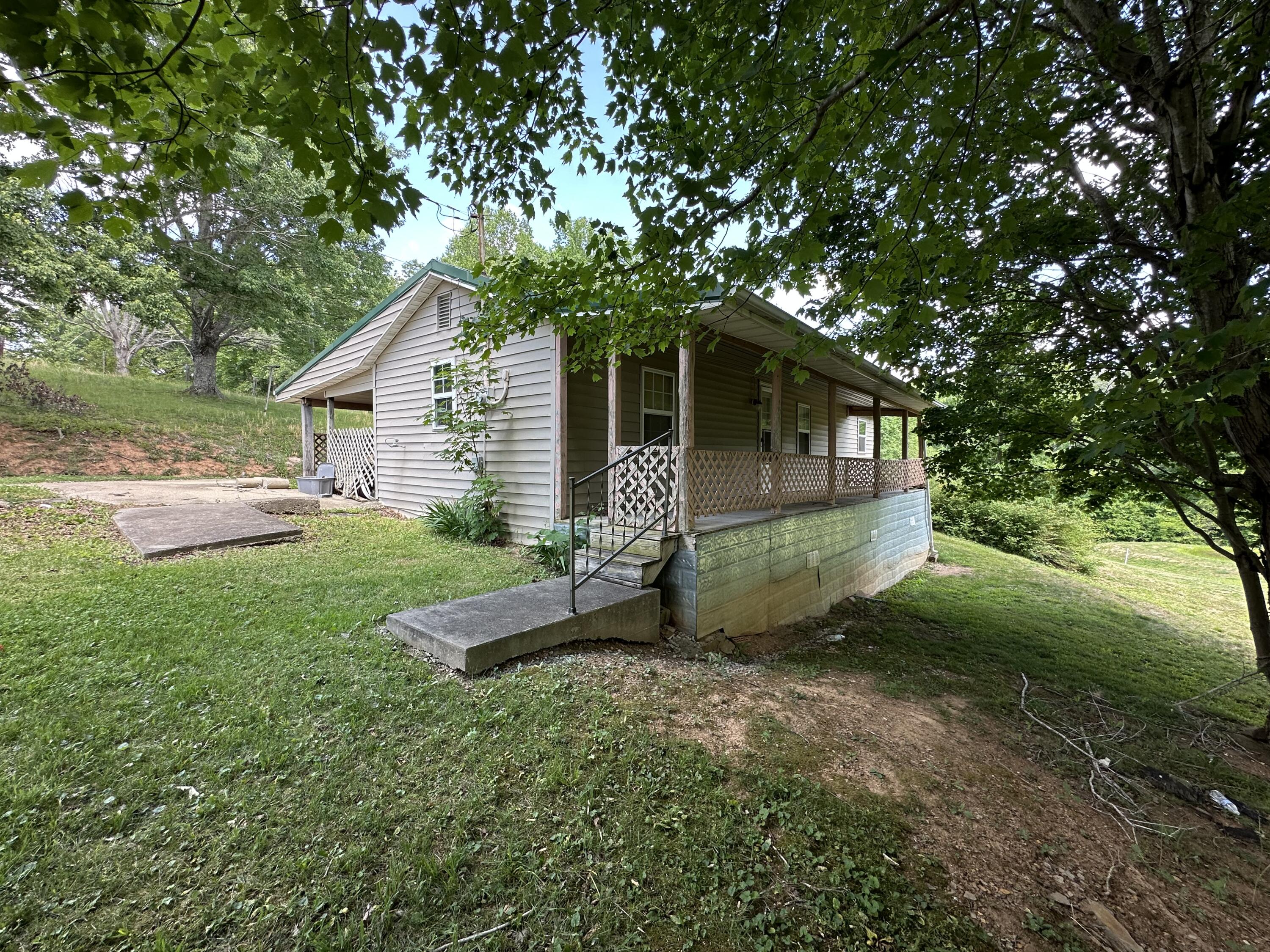 680 Round Mountain Road Property Photo 10