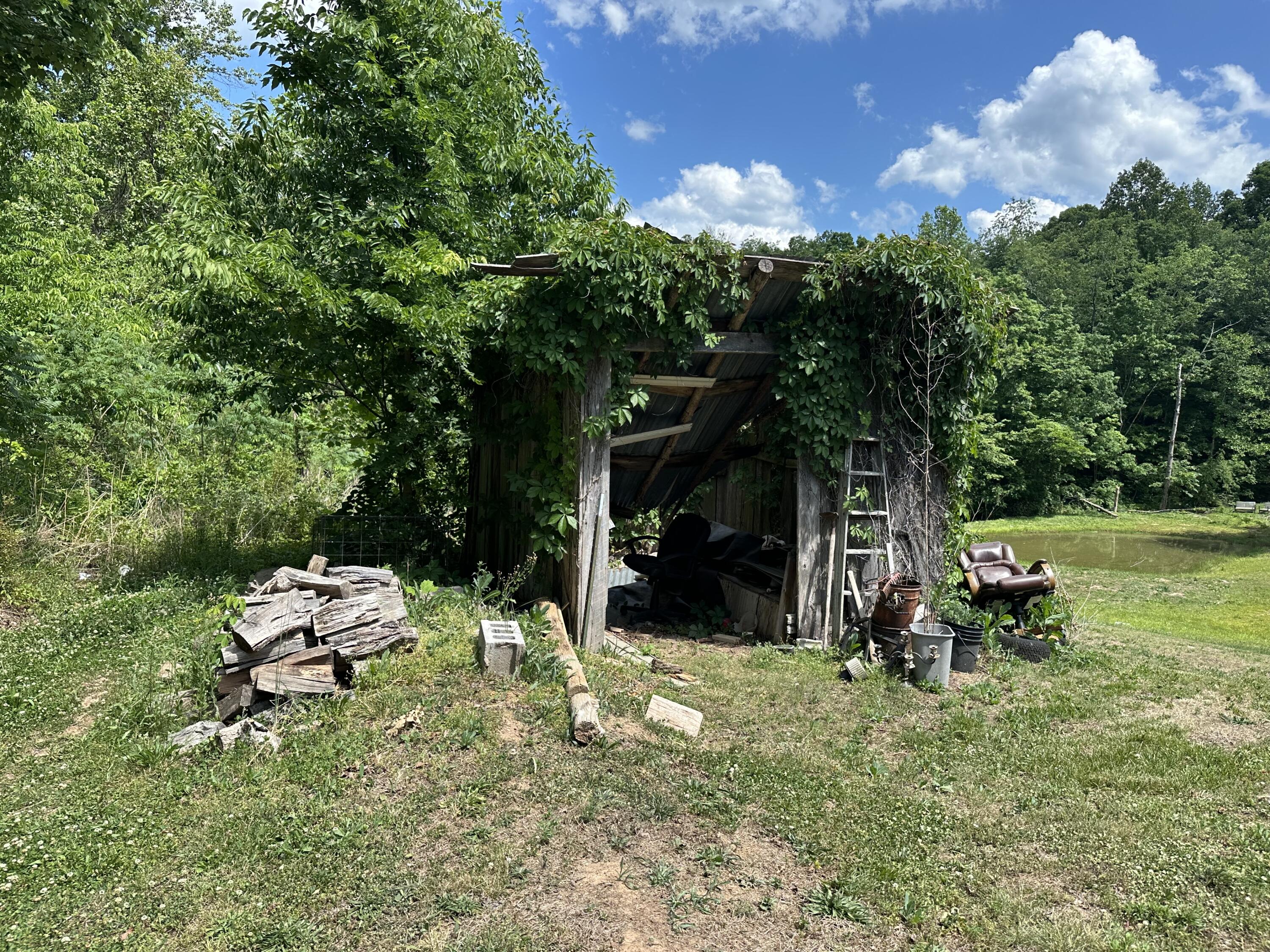 680 Round Mountain Road Property Photo 15