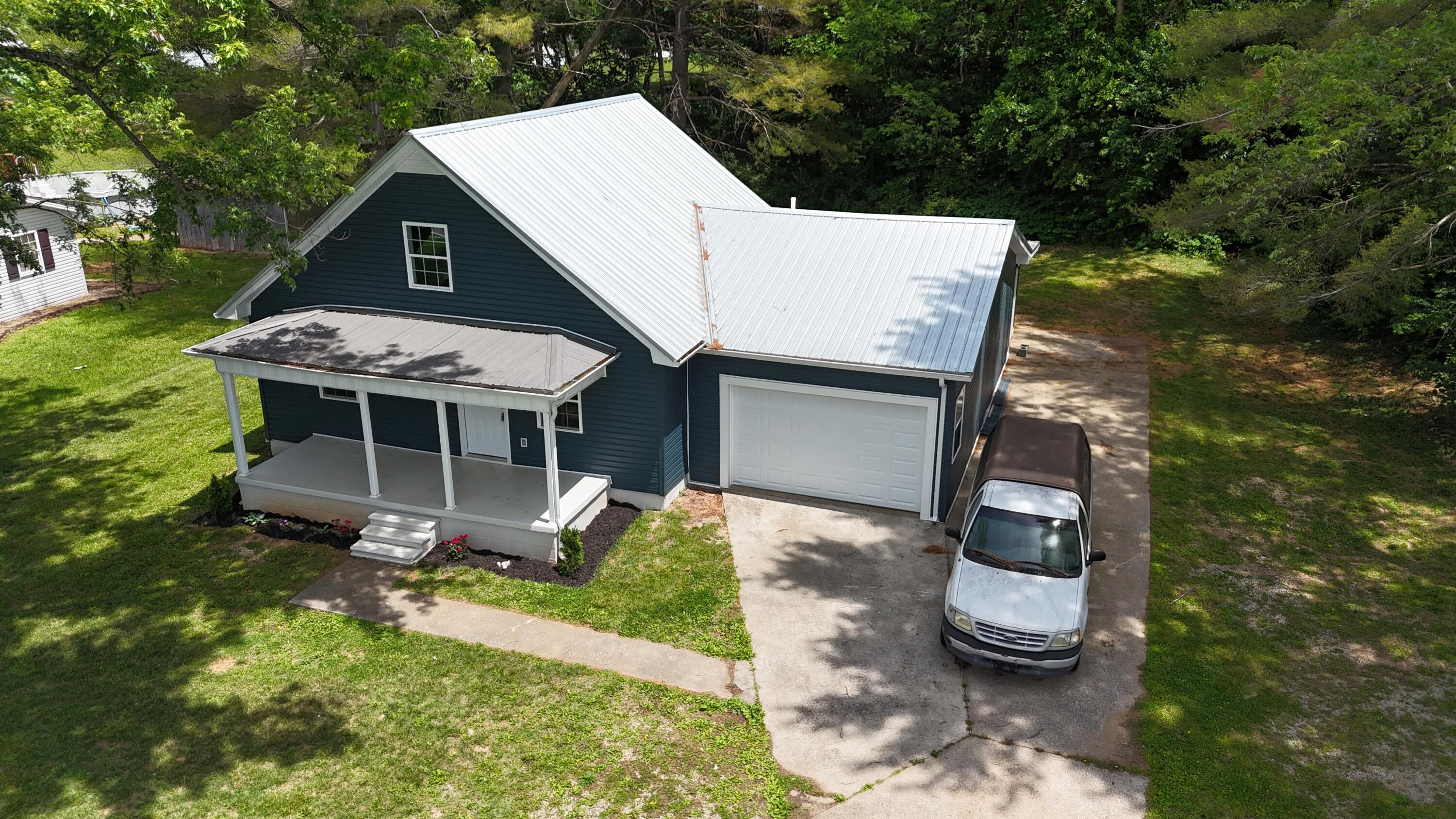 326 Murphy Avenue Property Photo 4