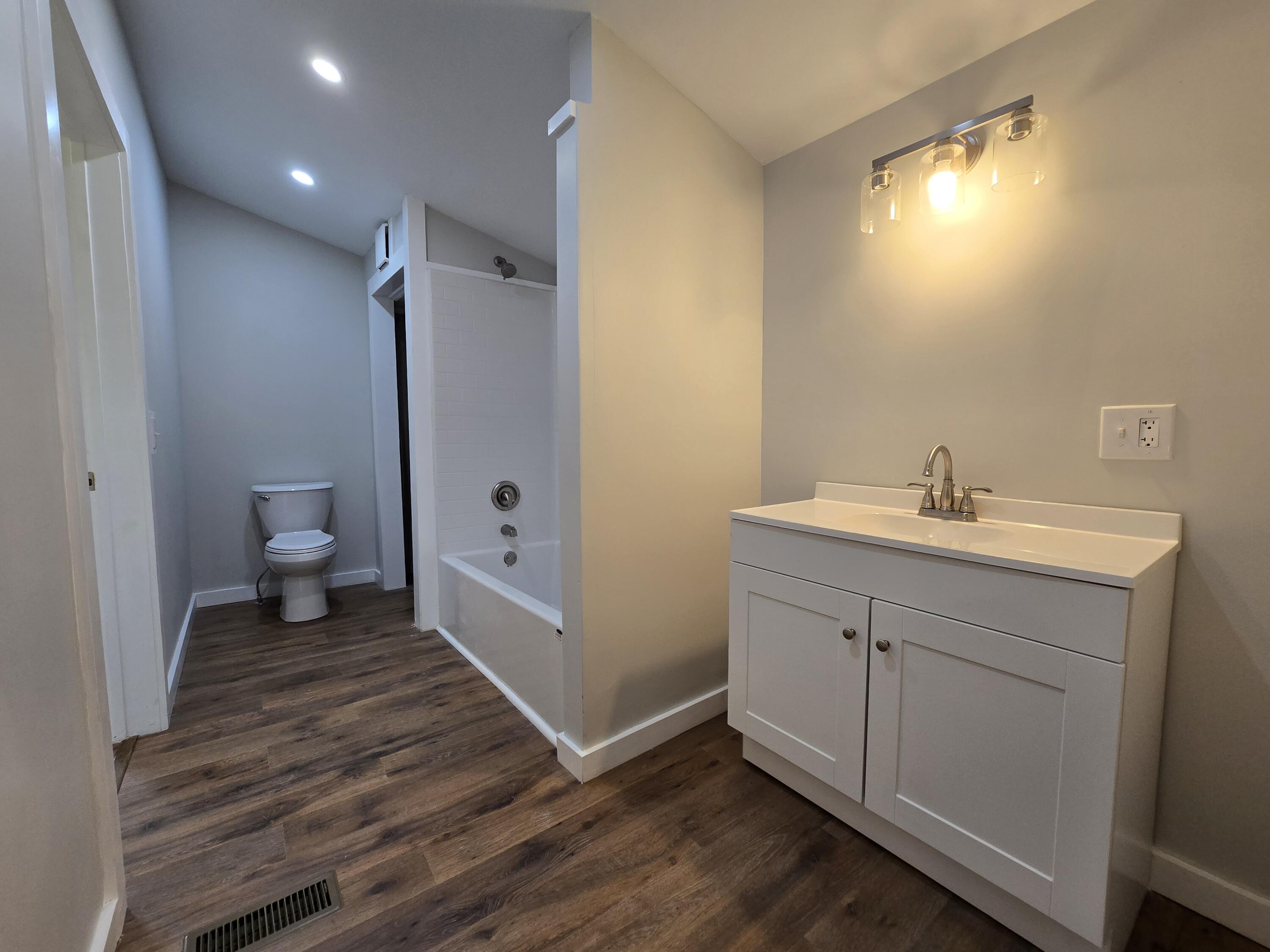 326 Murphy Avenue Property Photo 15