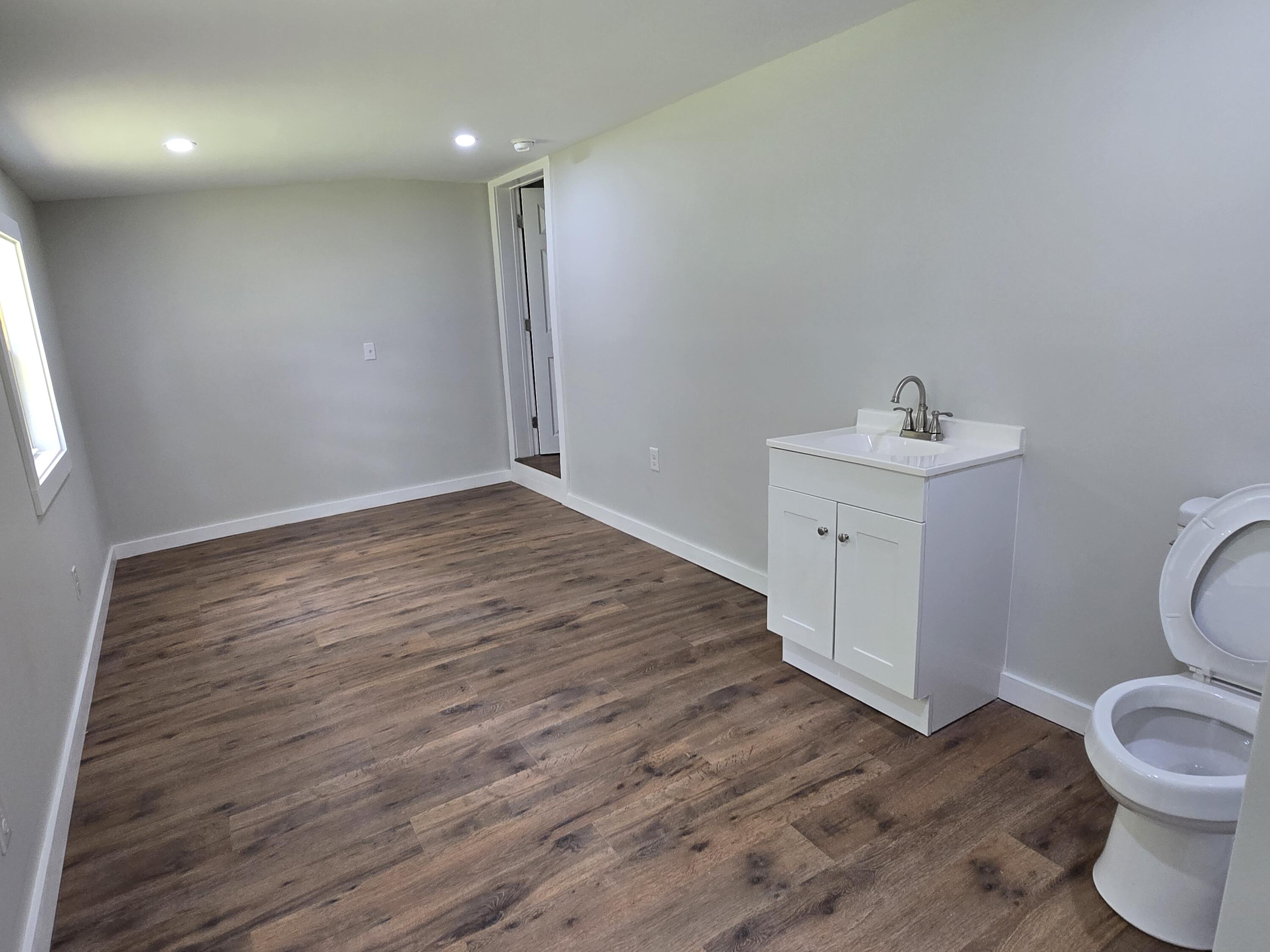 326 Murphy Avenue Property Photo 18