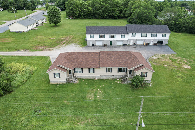 145-149 Spring Street Property Photo 4