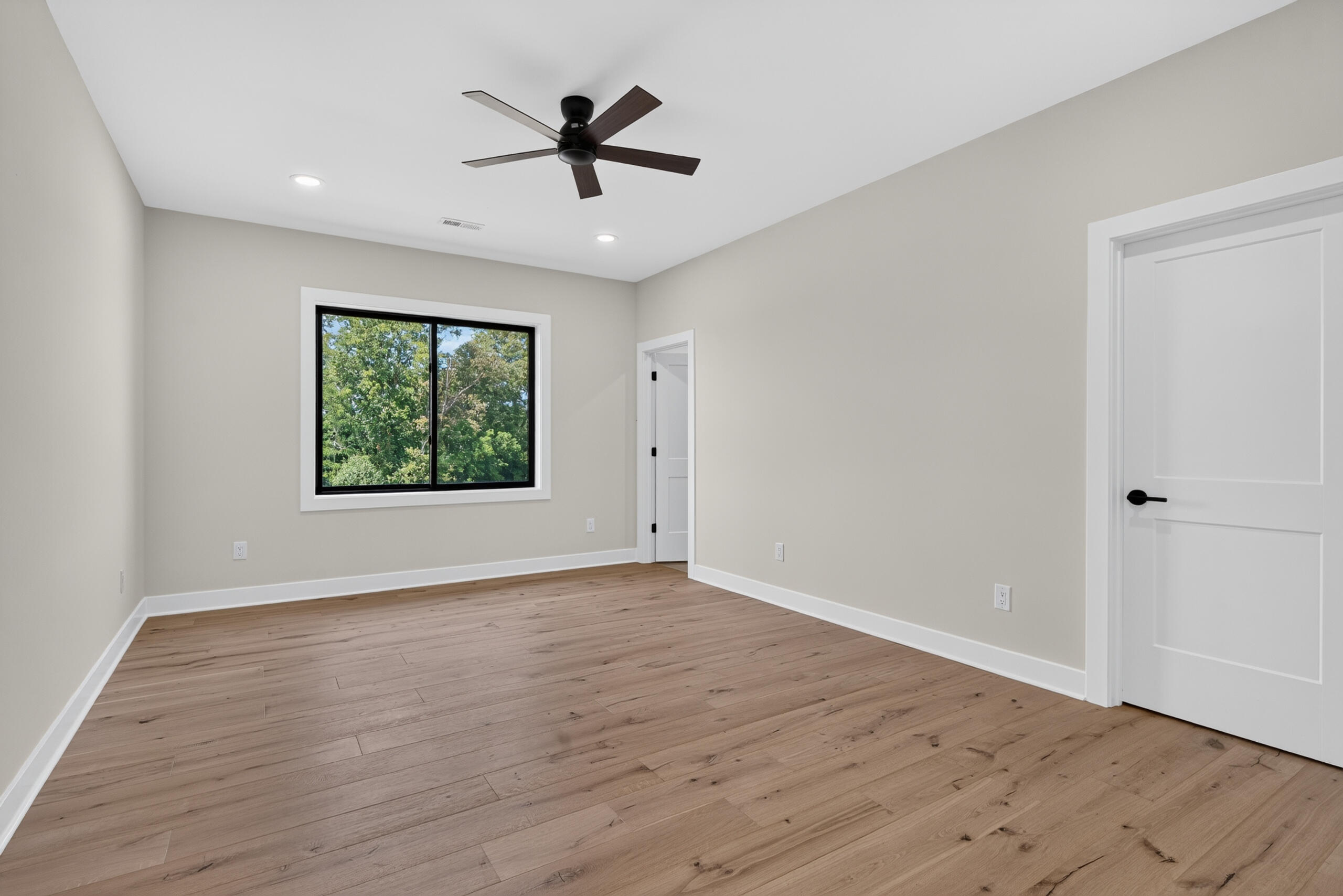 229 Ridgefield Drive Property Photo 35