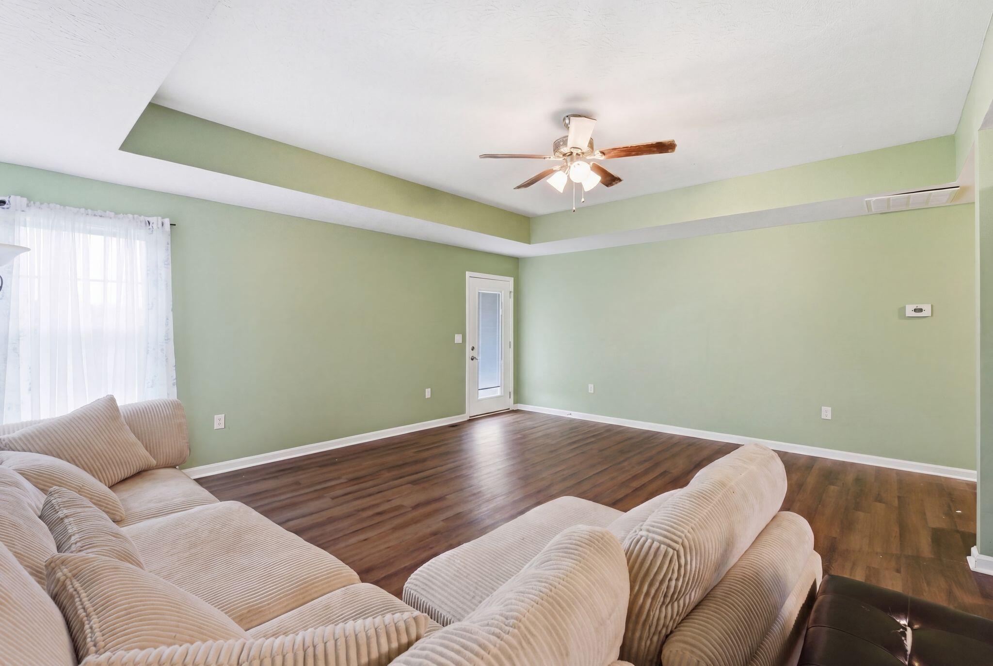 609 Northfork Drive Property Photo 11