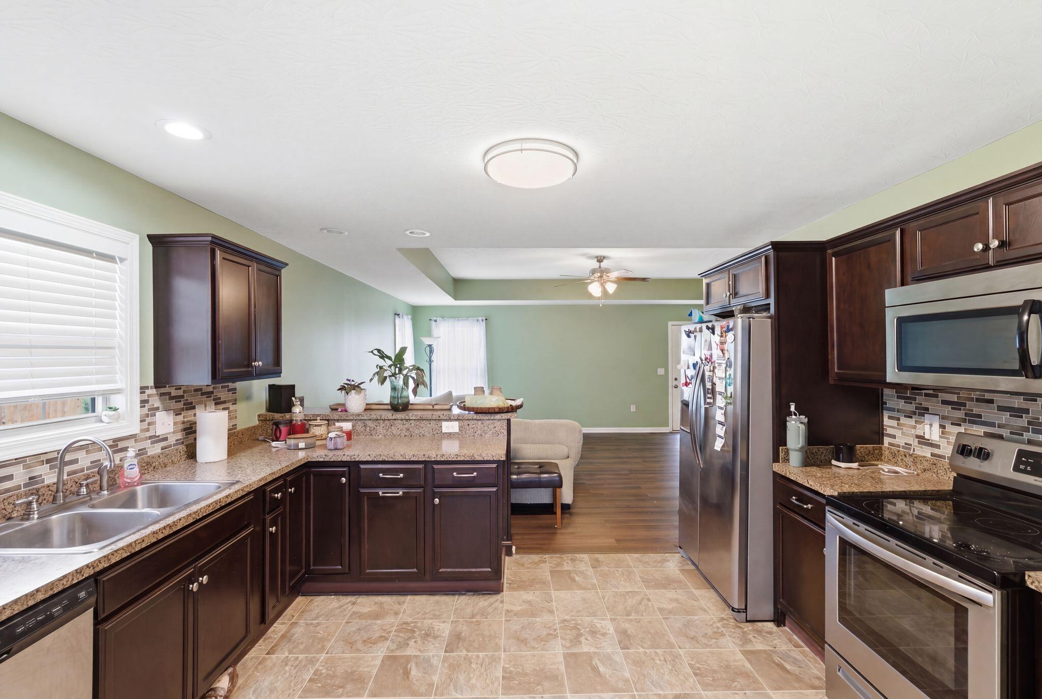 609 Northfork Drive Property Photo 13