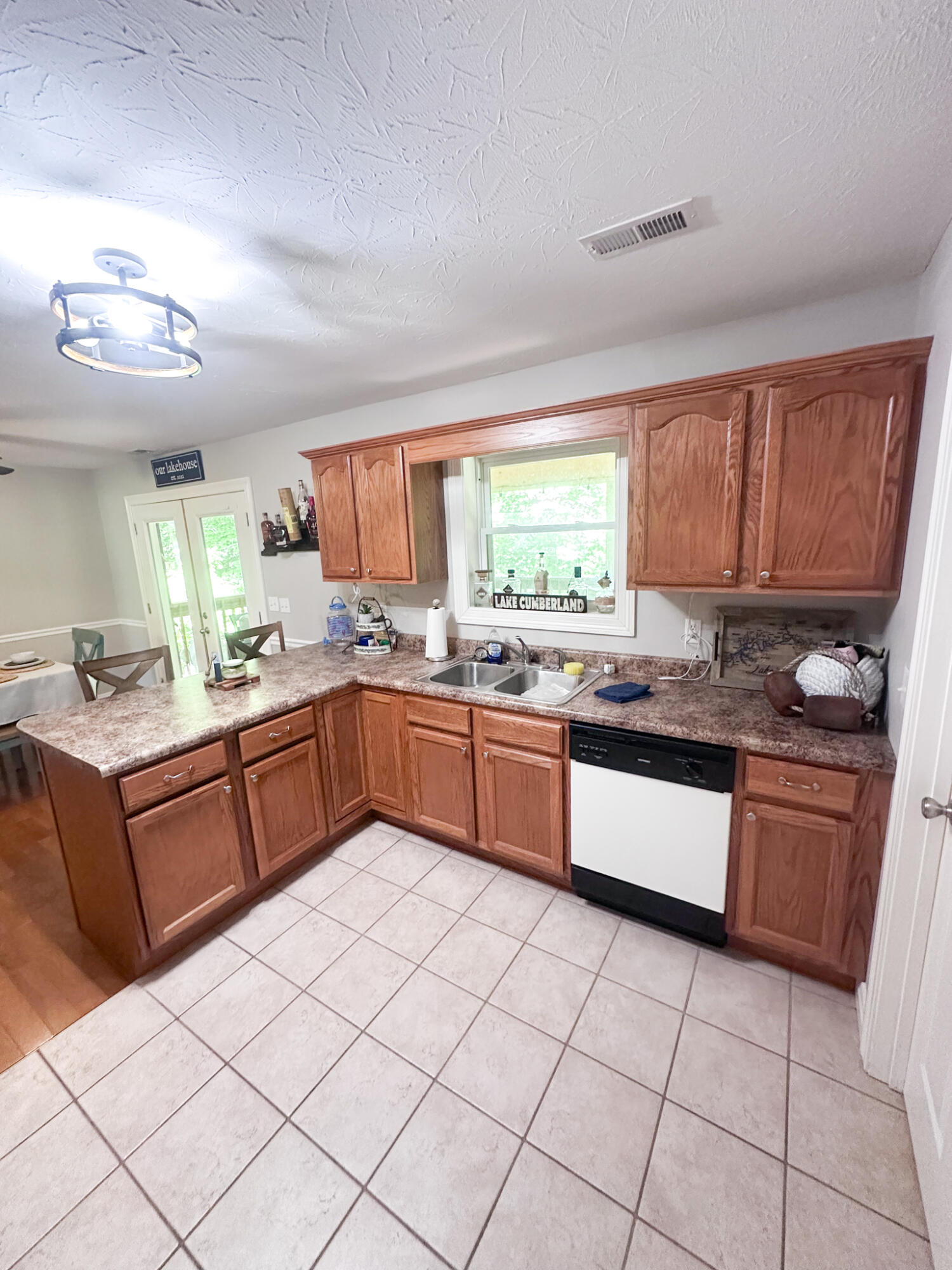 120 Cascade Circle Property Photo 11