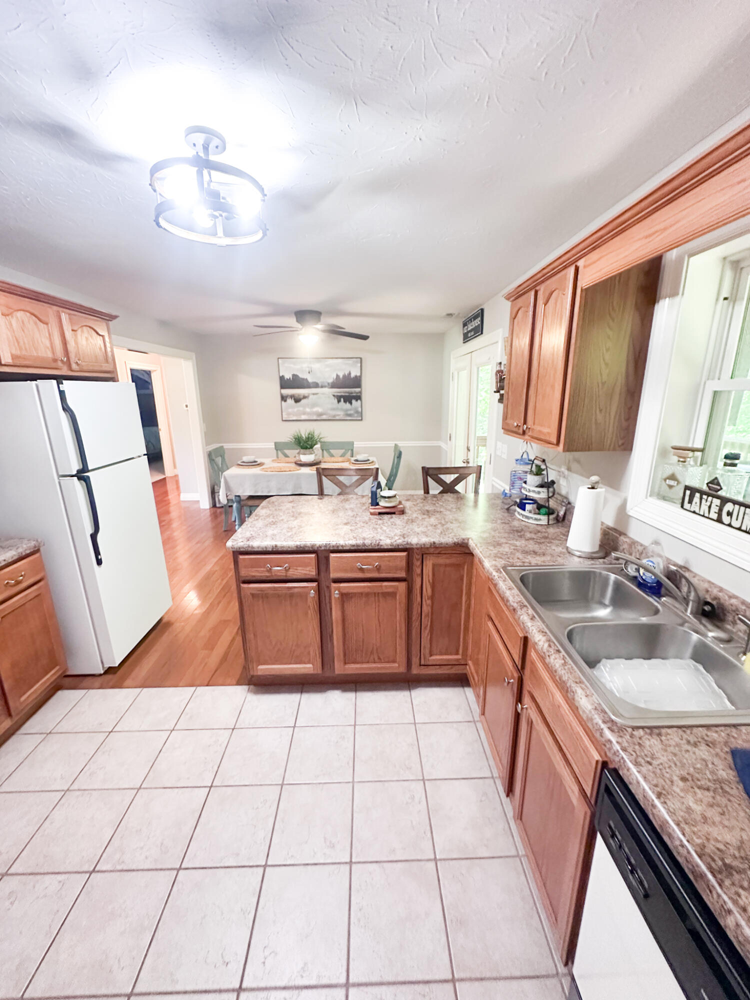 120 Cascade Circle Property Photo 12