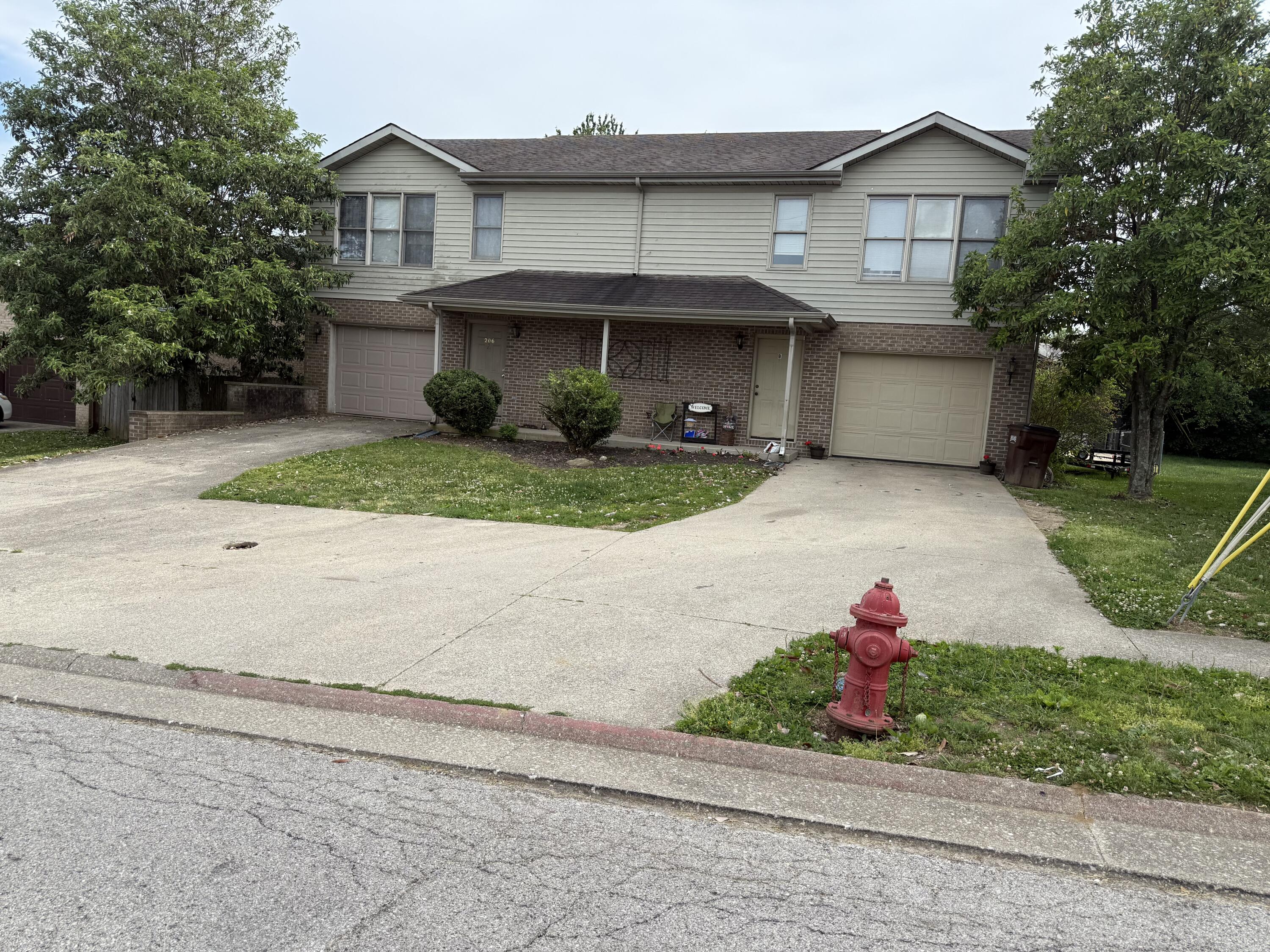 206 Aqueduct Drive Property Photo 4